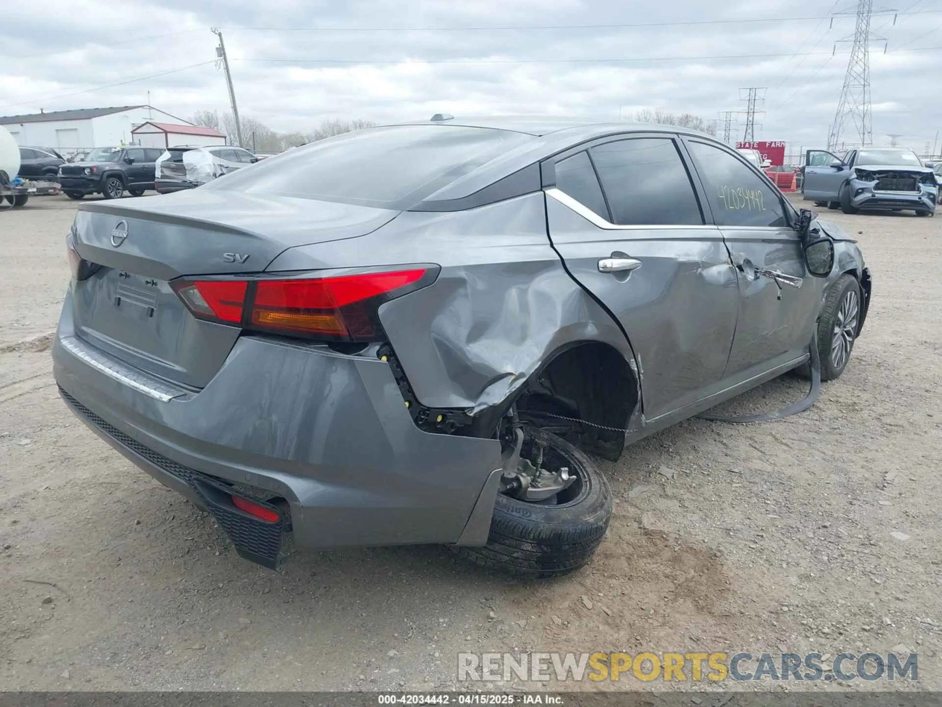 4 fotografías del automóvil dañado 1N4BL4DV7PN413629 NISSAN ALTIMA 2023