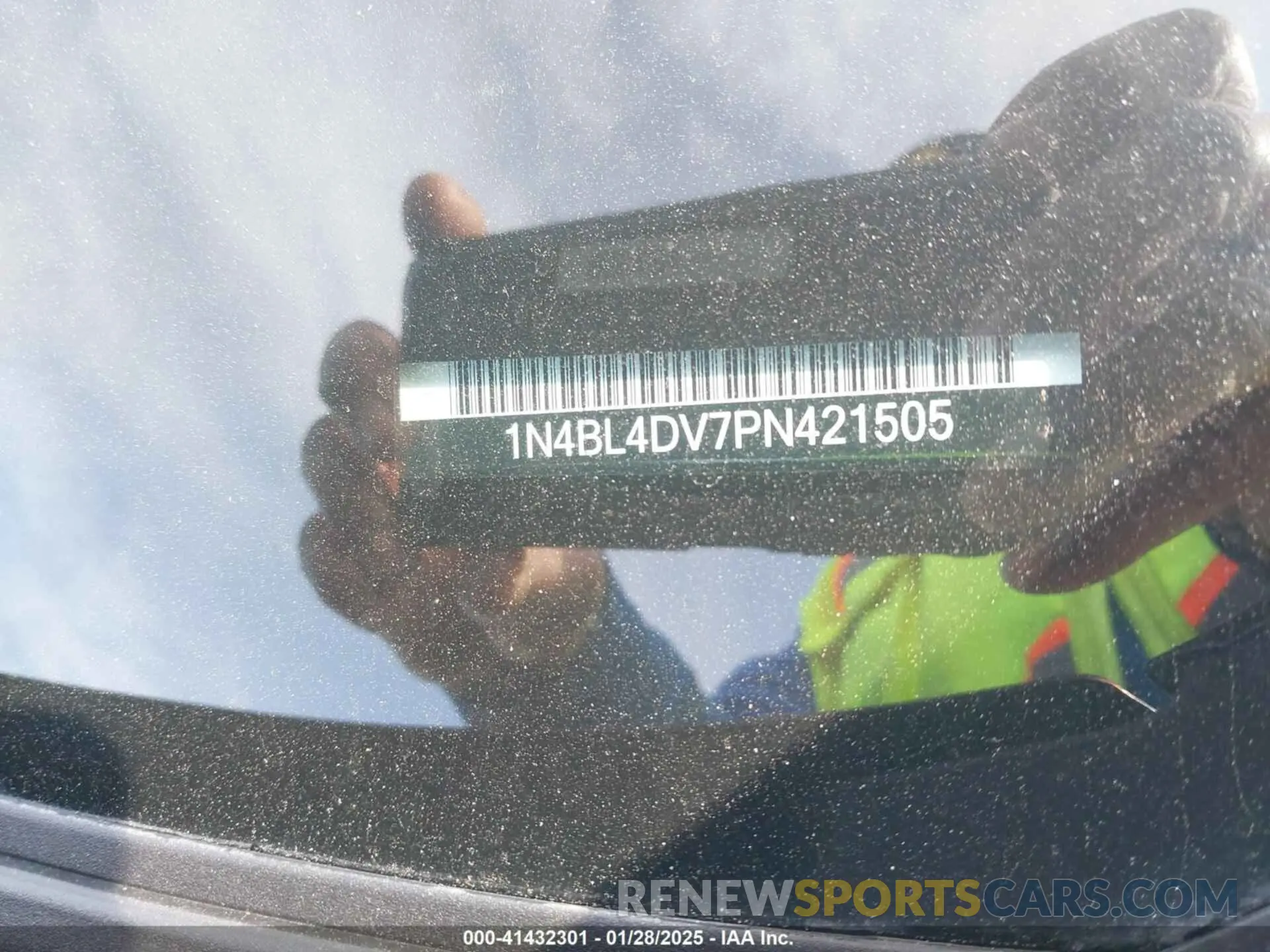 9 fotografías del automóvil dañado 1N4BL4DV7PN421505 NISSAN ALTIMA 2023