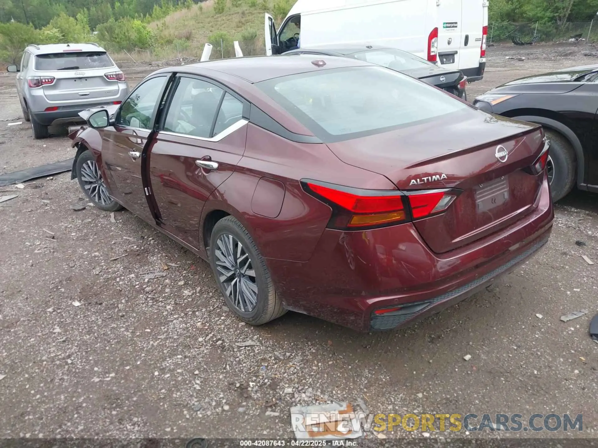 3 fotografías del automóvil dañado 1N4BL4DV8PN375103 NISSAN ALTIMA 2023