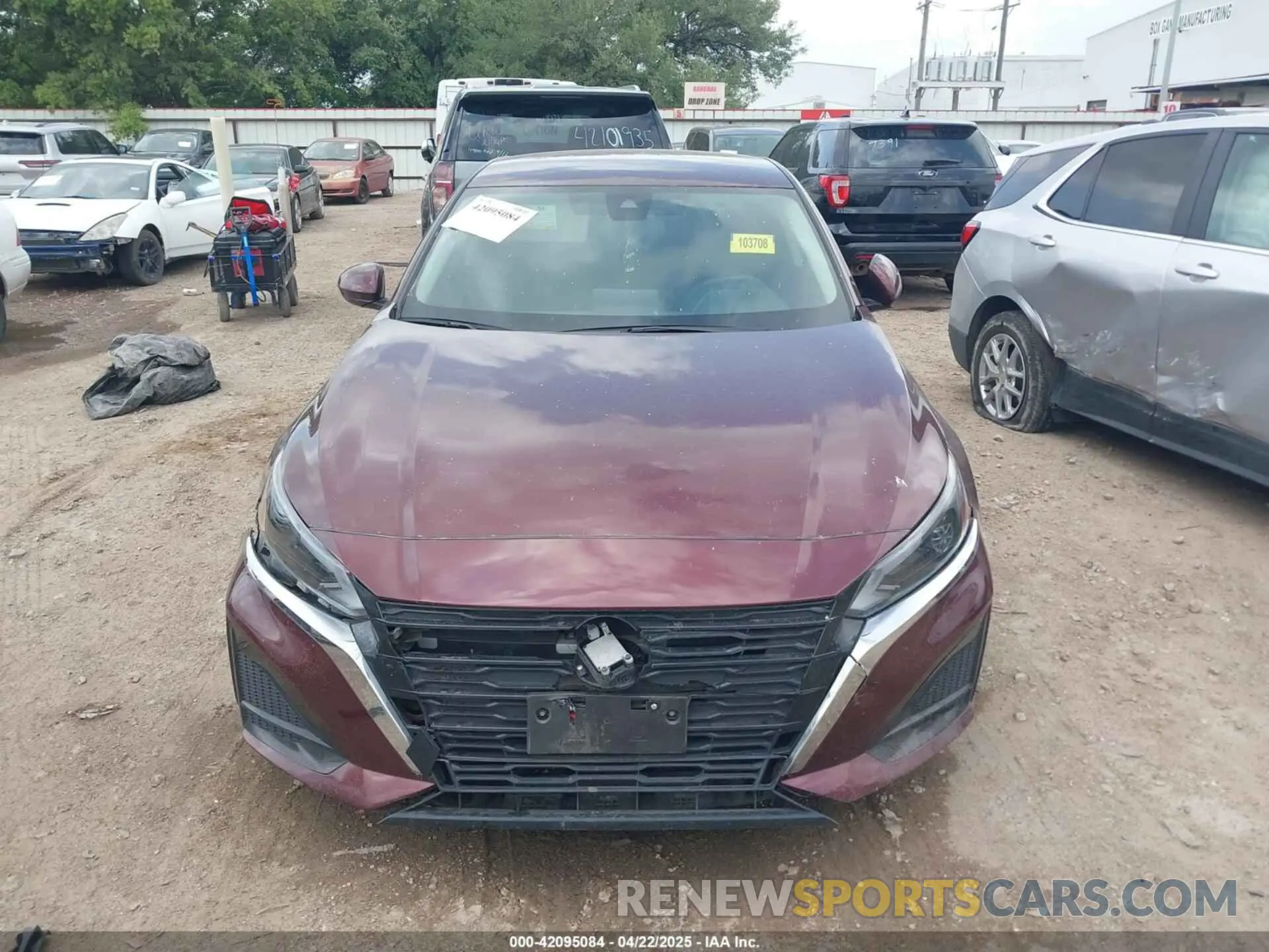 12 fotografías del automóvil dañado 1N4BL4DV9PN362649 NISSAN ALTIMA 2023