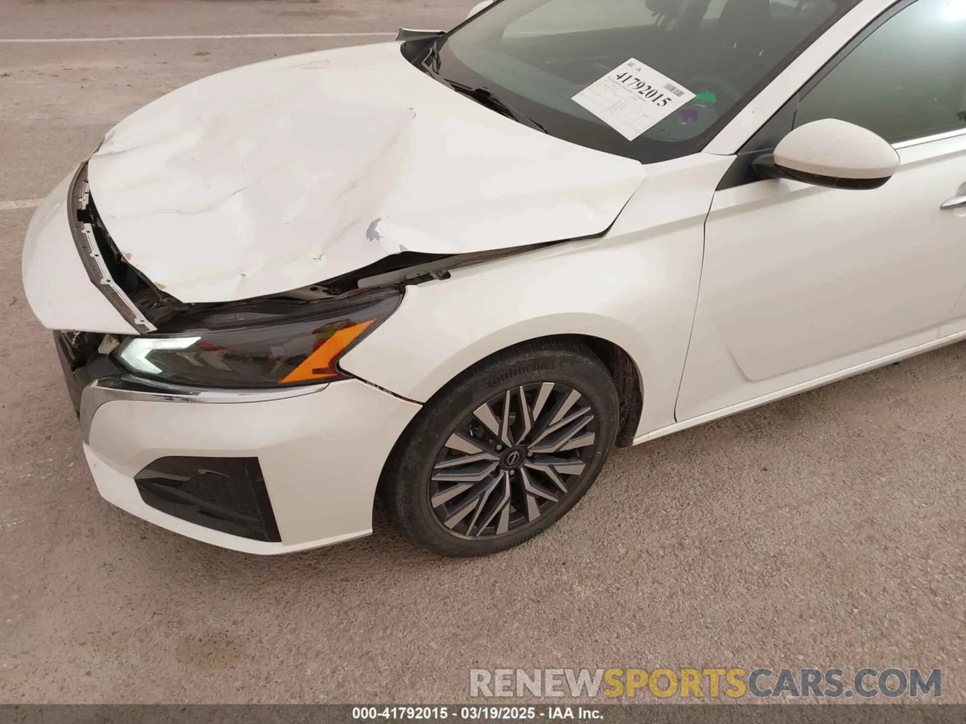 17 fotografías del automóvil dañado 1N4BL4DV9PN365342 NISSAN ALTIMA 2023