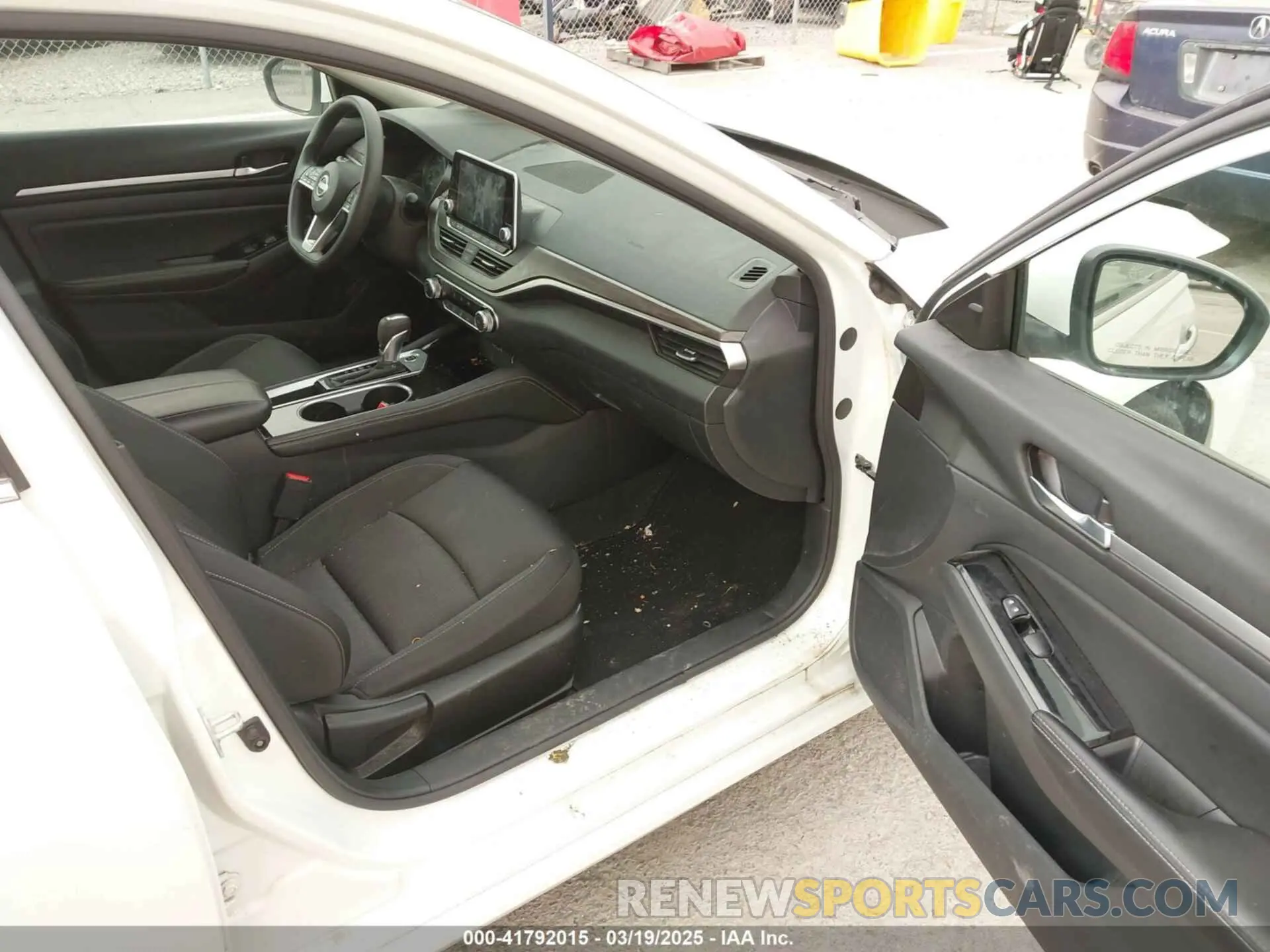 5 fotografías del automóvil dañado 1N4BL4DV9PN365342 NISSAN ALTIMA 2023