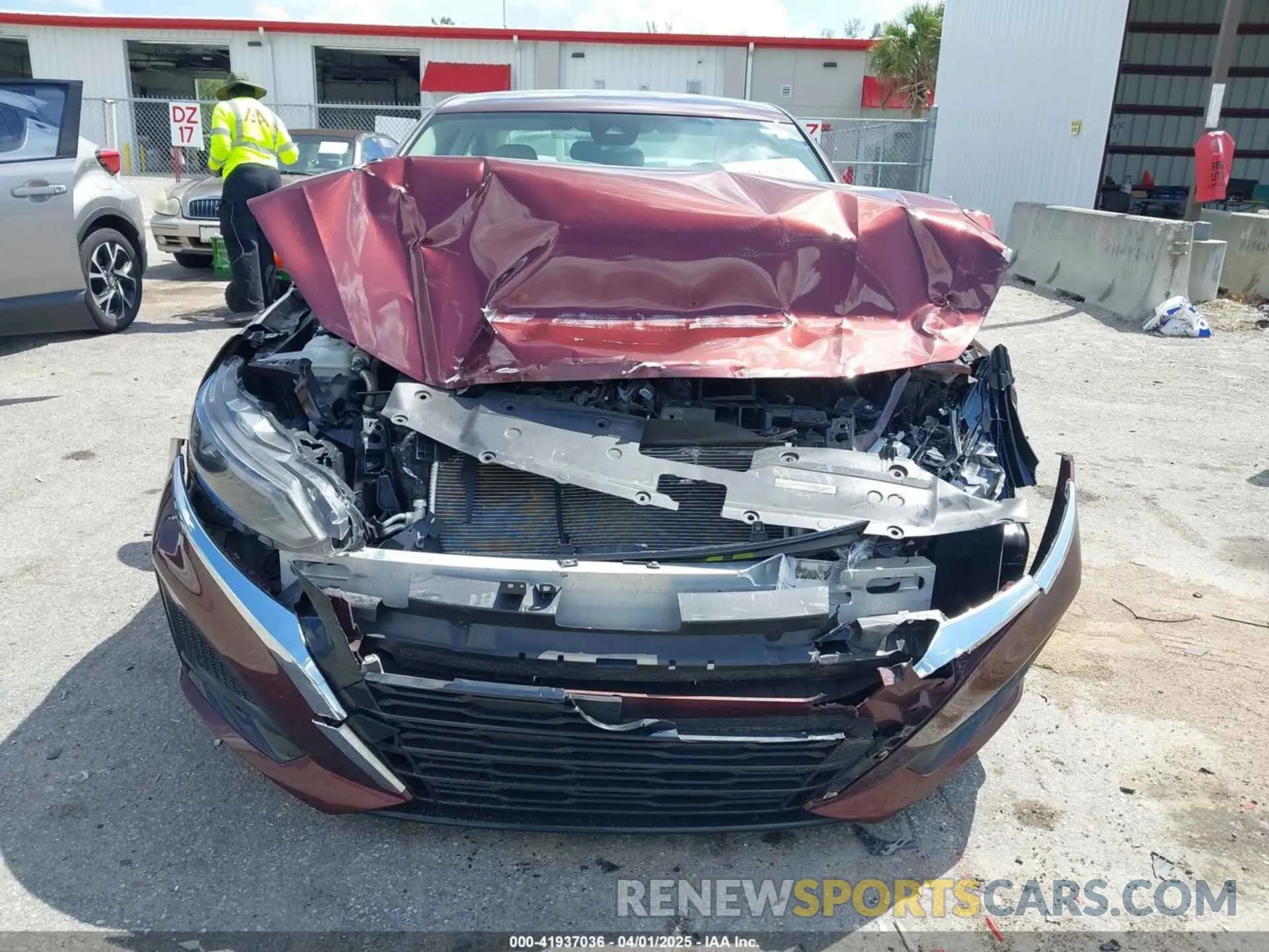 13 fotografías del automóvil dañado 1N4BL4DV9PN415642 NISSAN ALTIMA 2023