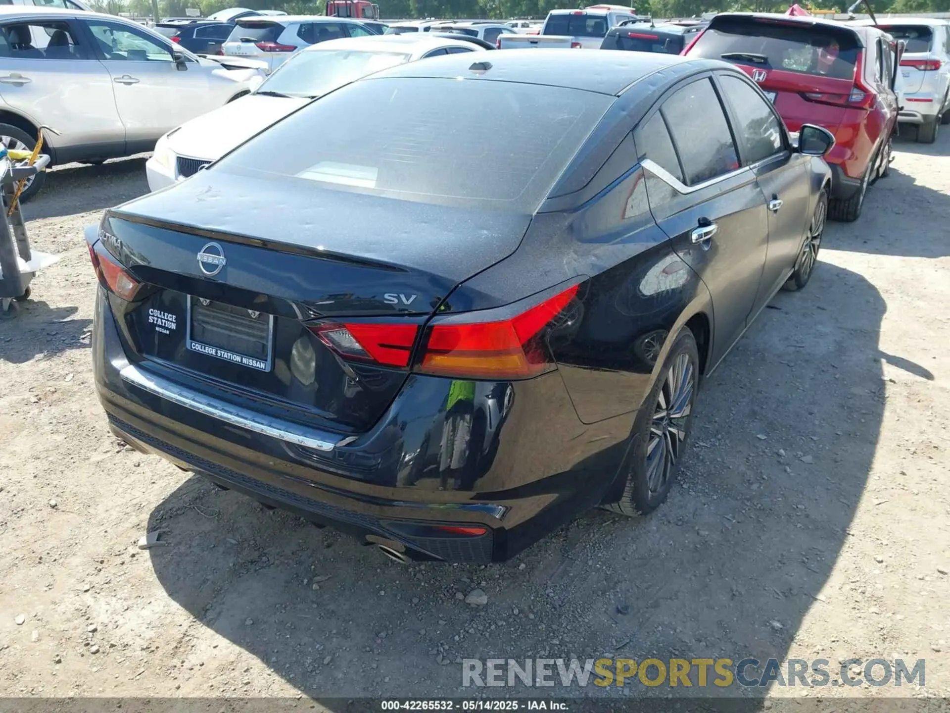 4 fotografías del automóvil dañado 1N4BL4DV9PN415950 NISSAN ALTIMA 2023
