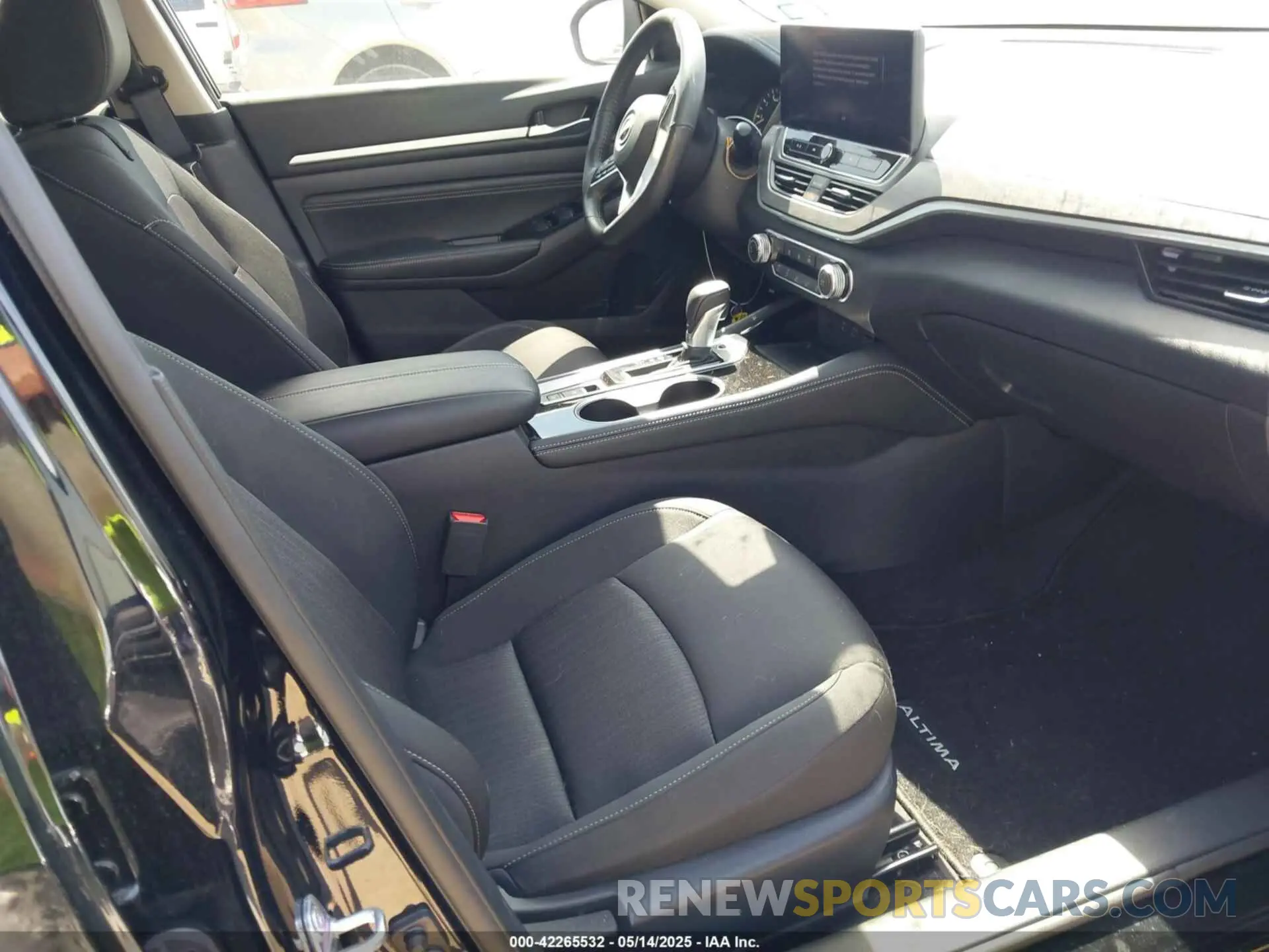 5 fotografías del automóvil dañado 1N4BL4DV9PN415950 NISSAN ALTIMA 2023