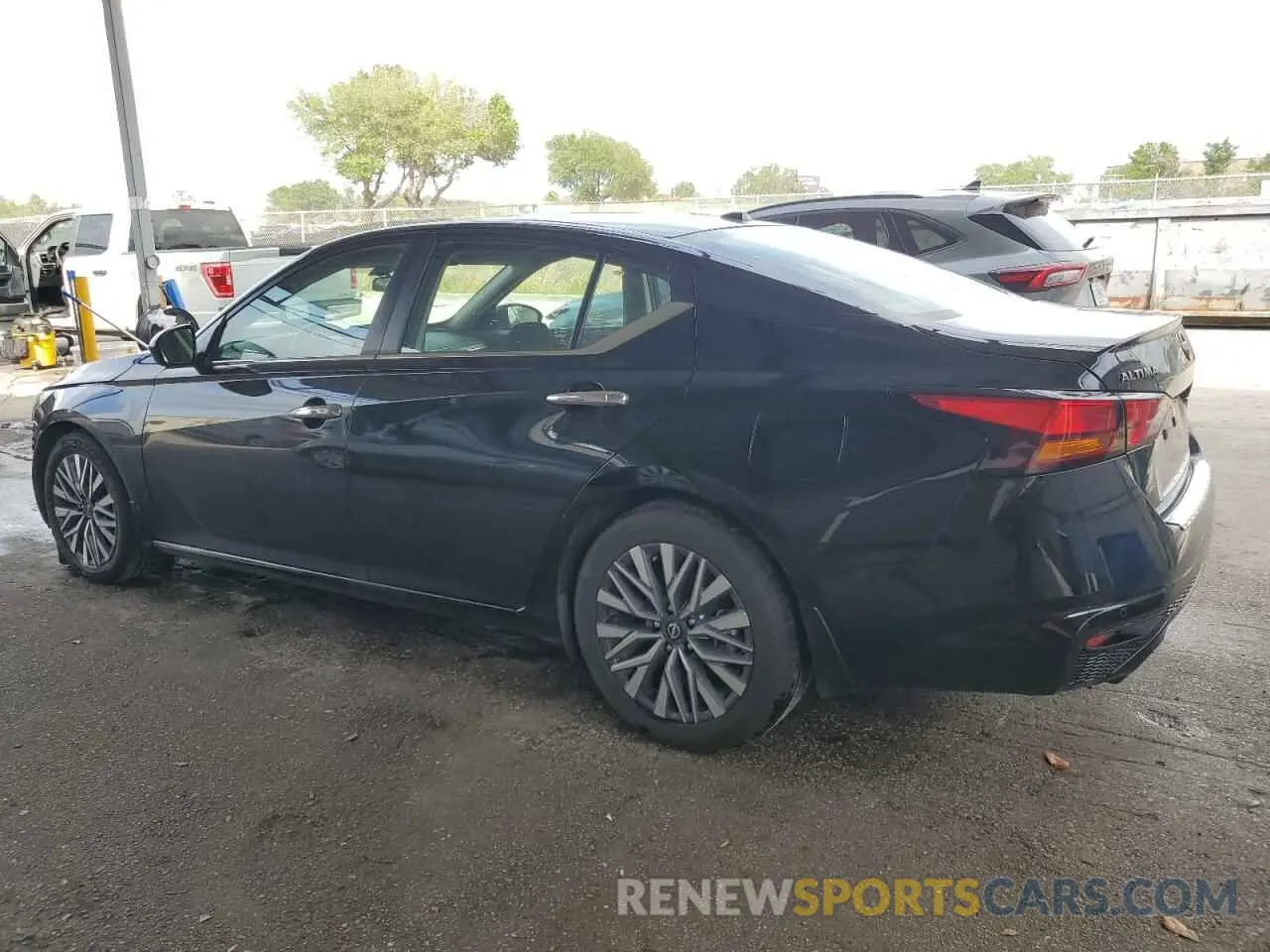 2 fotografías del automóvil dañado 1N4BL4DVXPN359078 NISSAN ALTIMA 2023