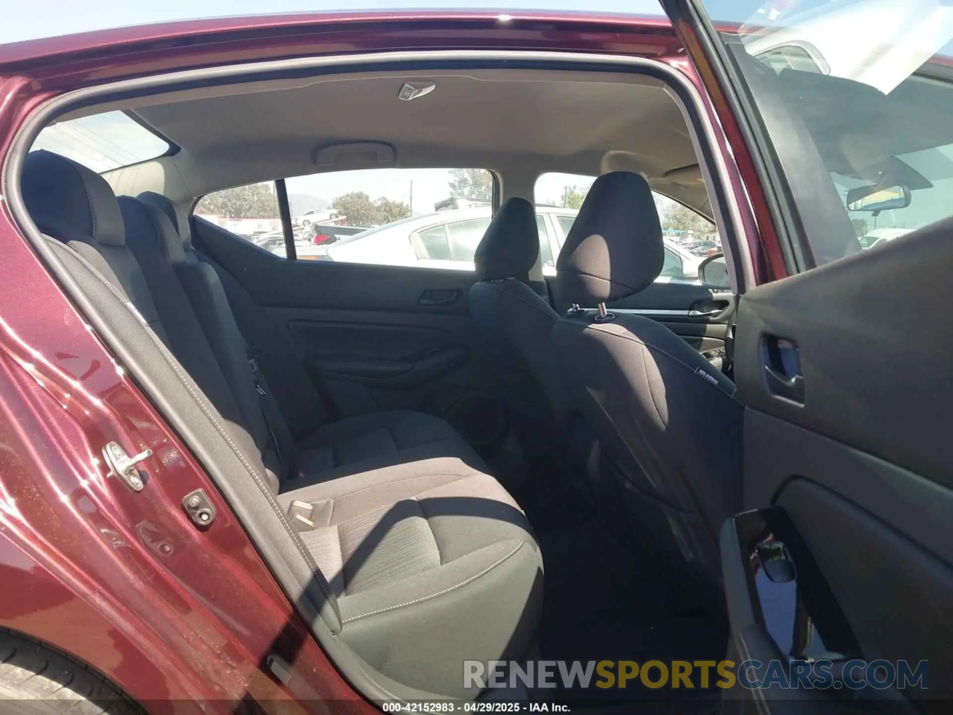 8 fotografías del automóvil dañado 1N4BL4DVXPN379301 NISSAN ALTIMA 2023