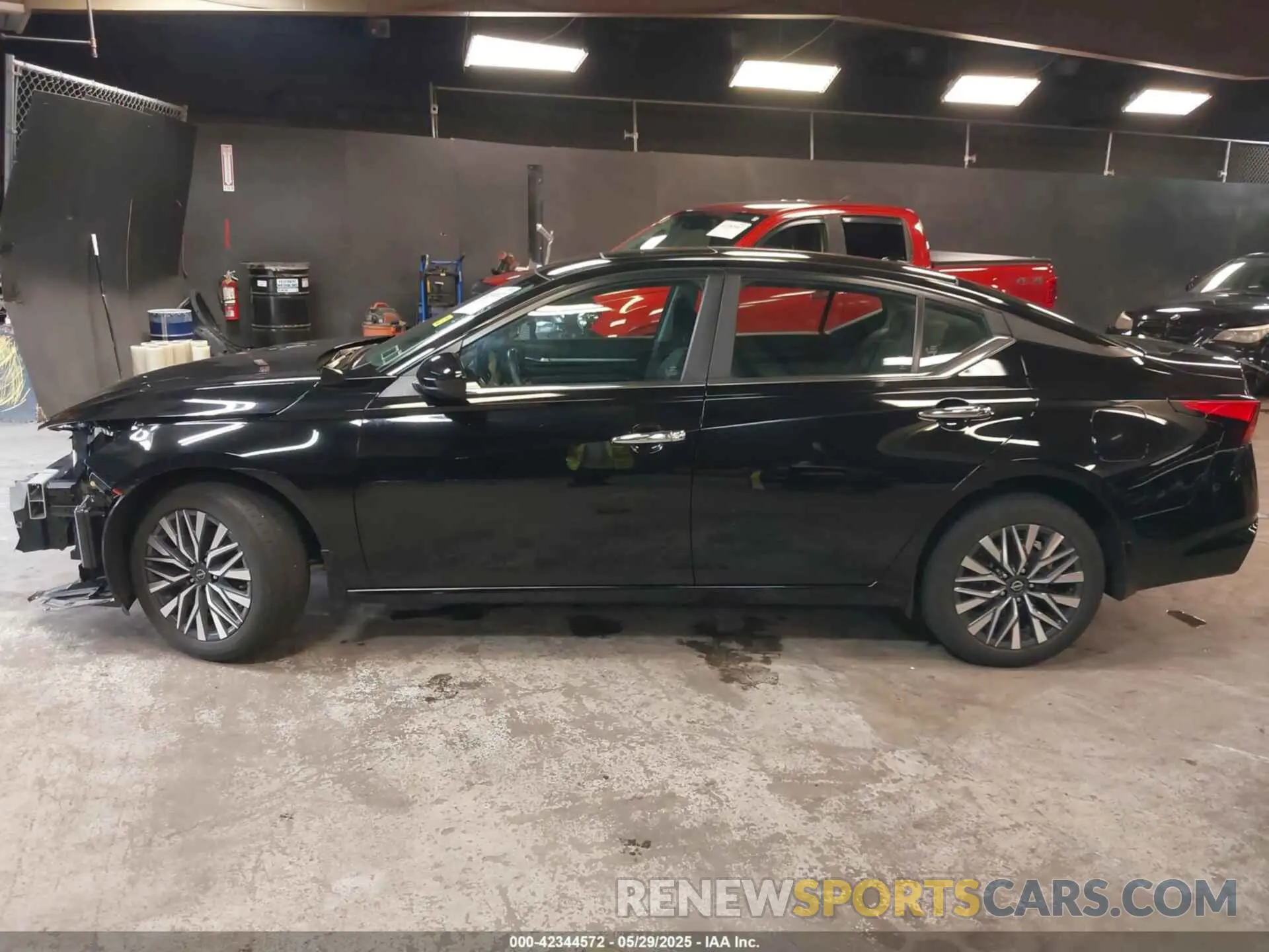 14 fotografías del automóvil dañado 1N4BL4DW1PN397503 NISSAN ALTIMA 2023