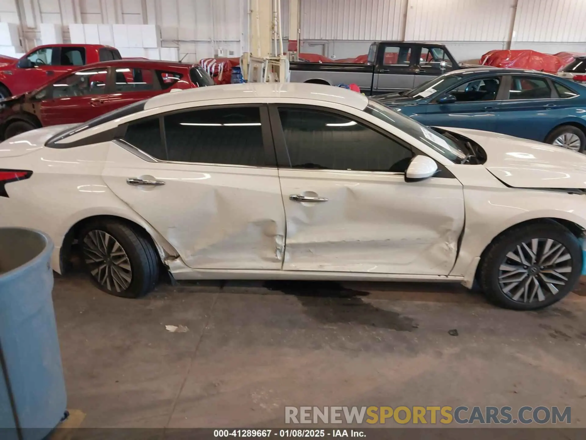 13 fotografías del automóvil dañado 1N4BL4DW6PN399893 NISSAN ALTIMA 2023