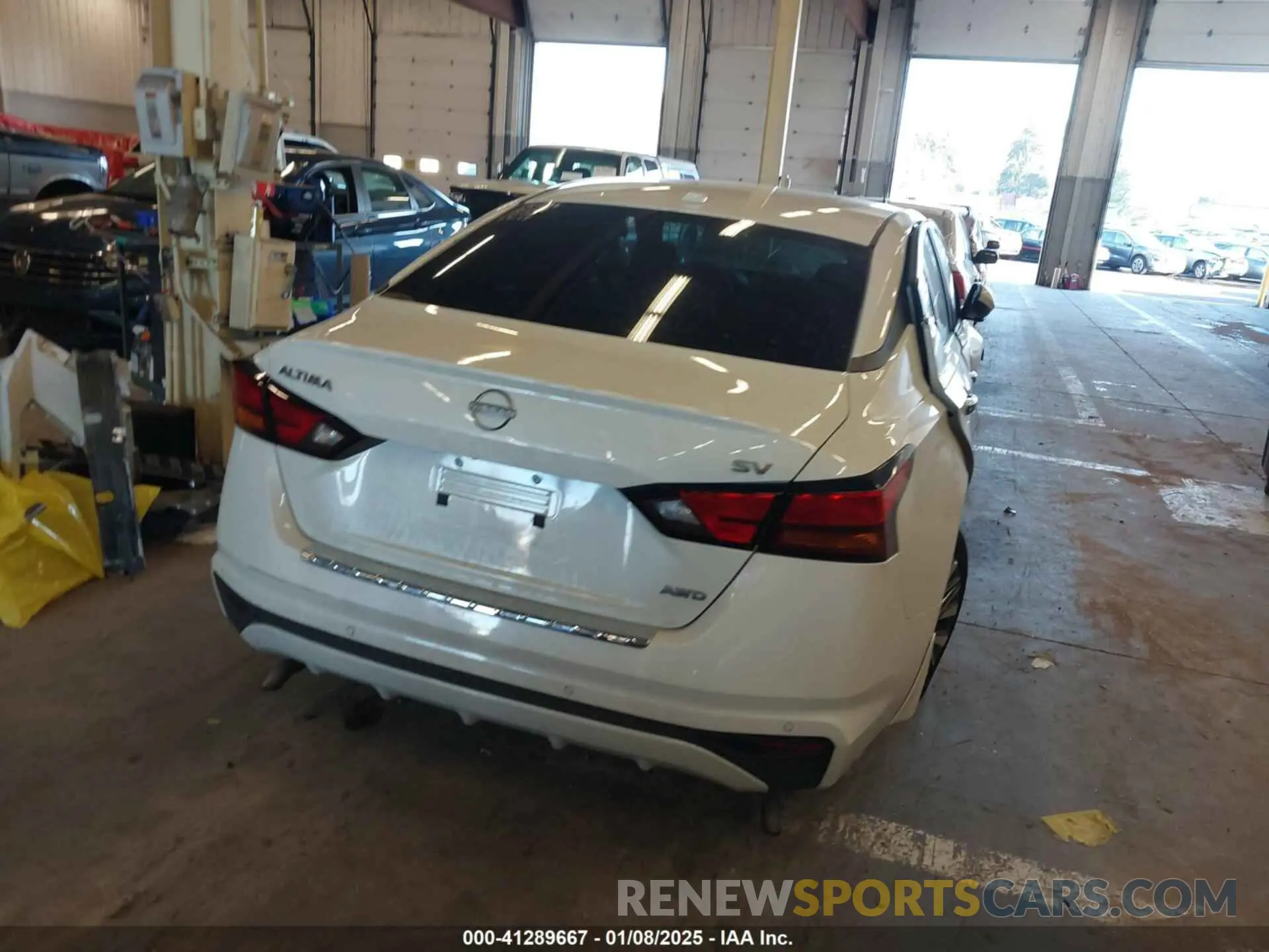 16 fotografías del automóvil dañado 1N4BL4DW6PN399893 NISSAN ALTIMA 2023