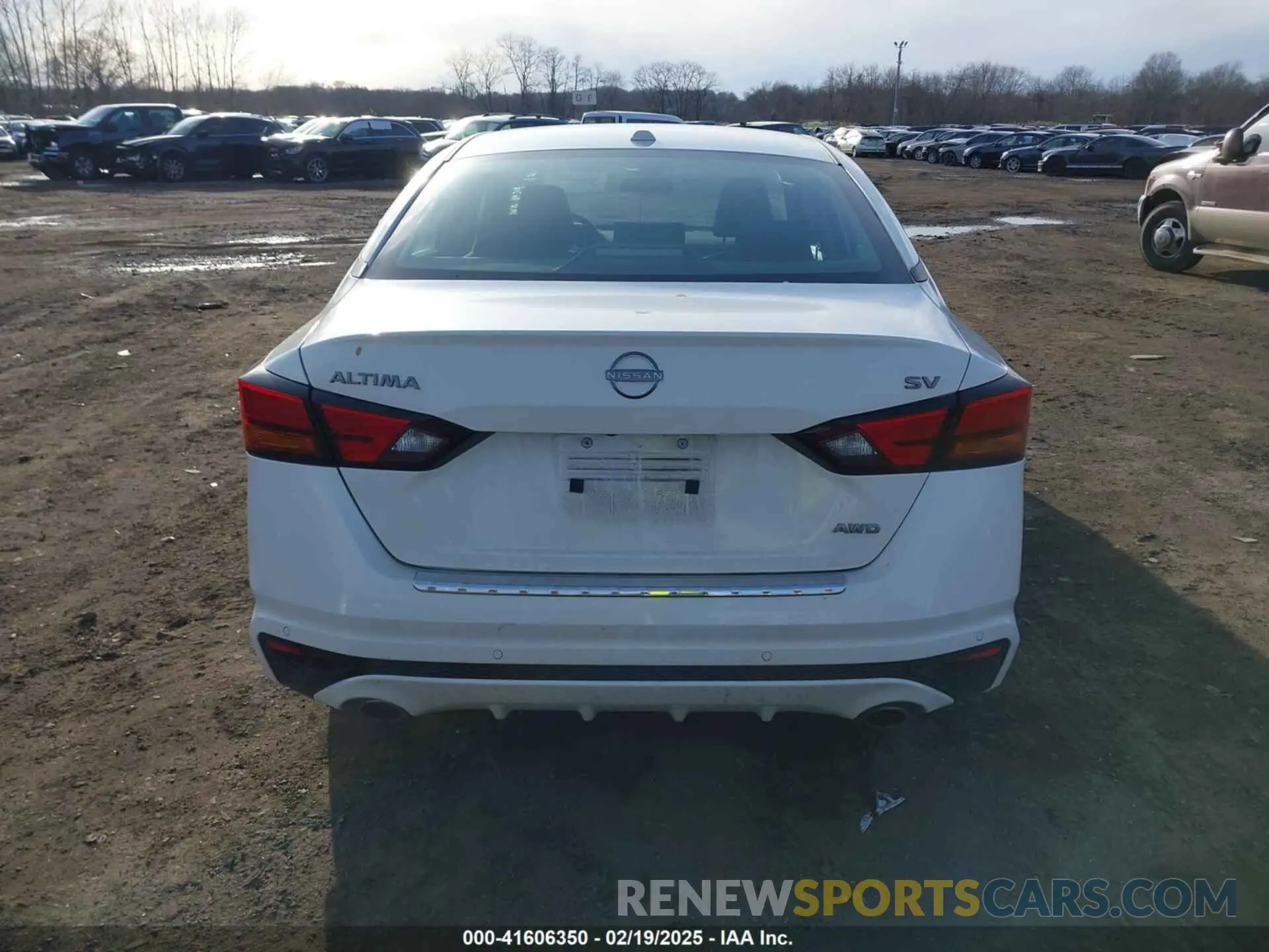 16 fotografías del automóvil dañado 1N4BL4DW9PN408845 NISSAN ALTIMA 2023