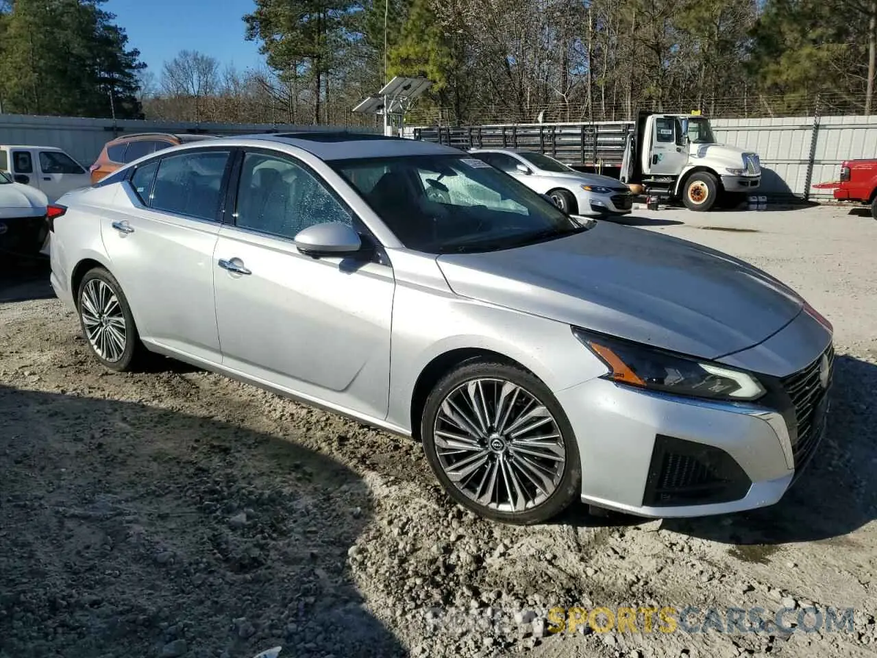 4 fotografías del automóvil dañado 1N4BL4EV1PN388273 NISSAN ALTIMA 2023