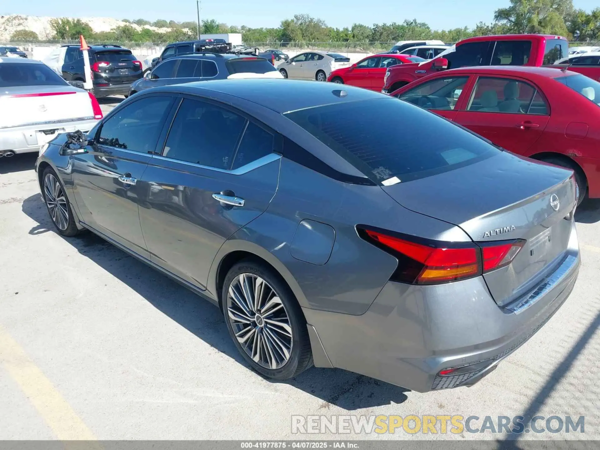 3 fotografías del automóvil dañado 1N4BL4EV3PN359664 NISSAN ALTIMA 2023
