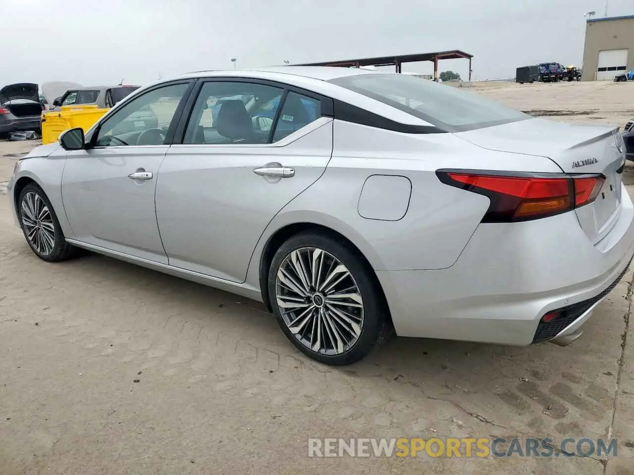 2 fotografías del automóvil dañado 1N4BL4EV4PN390406 NISSAN ALTIMA 2023