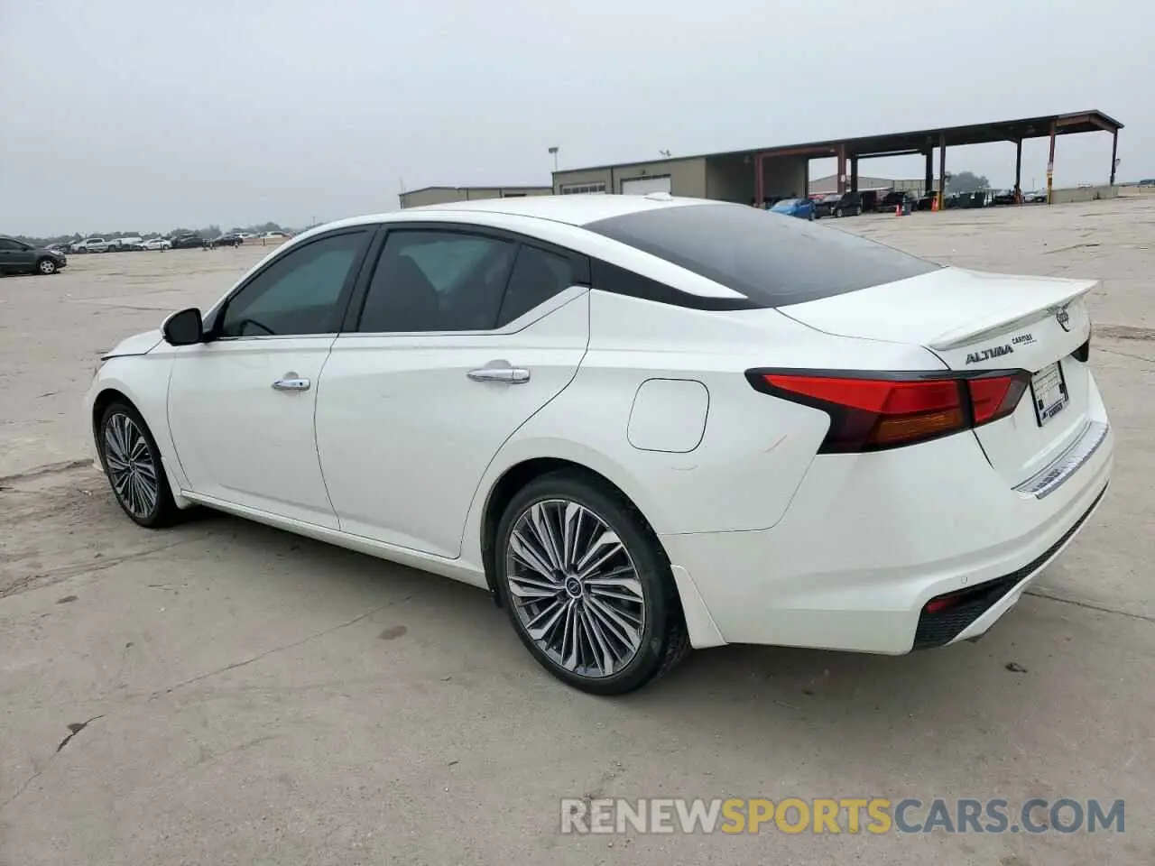2 fotografías del automóvil dañado 1N4BL4EV5PN310353 NISSAN ALTIMA 2023