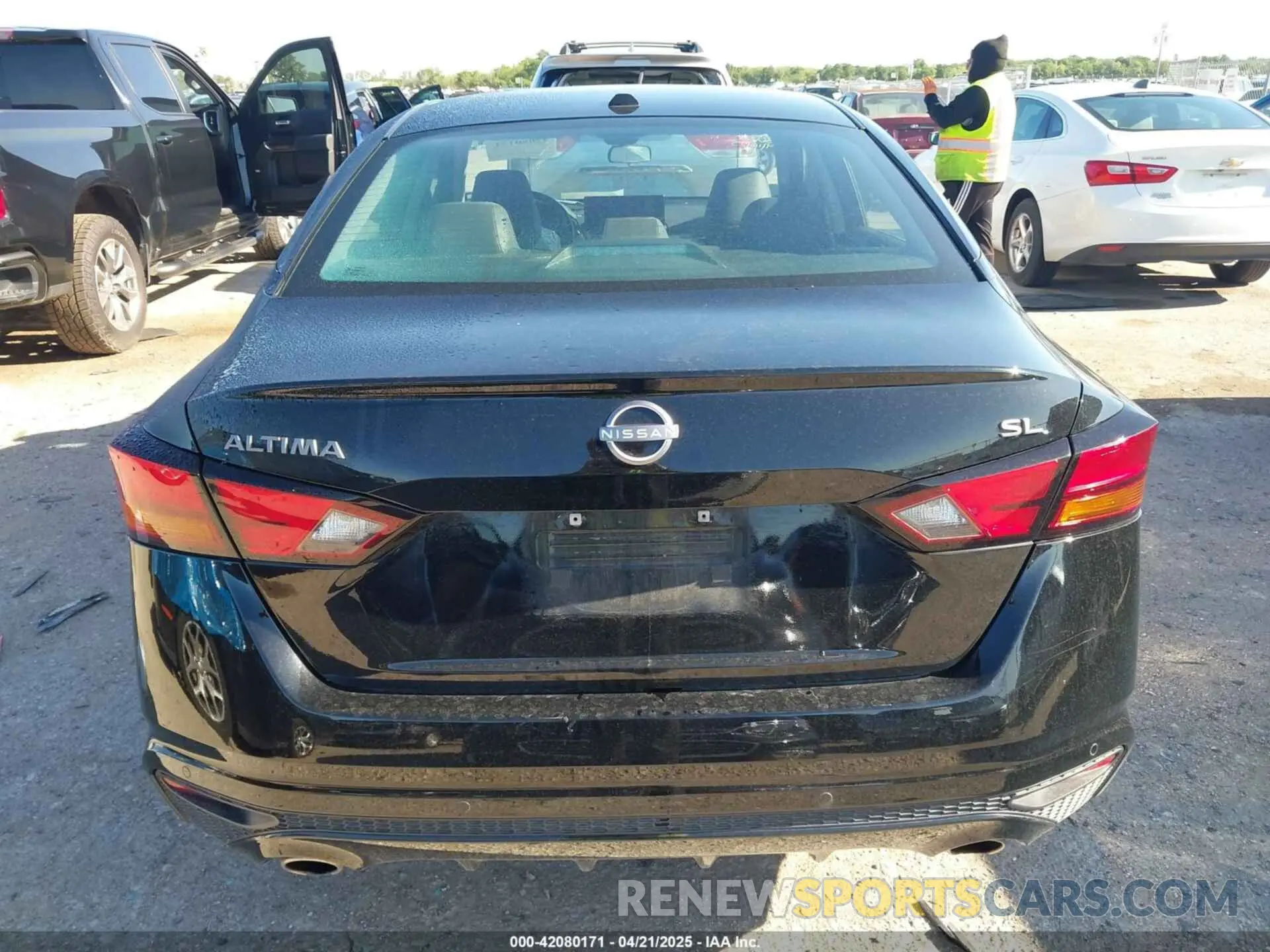 17 fotografías del automóvil dañado 1N4BL4EV6PN384753 NISSAN ALTIMA 2023