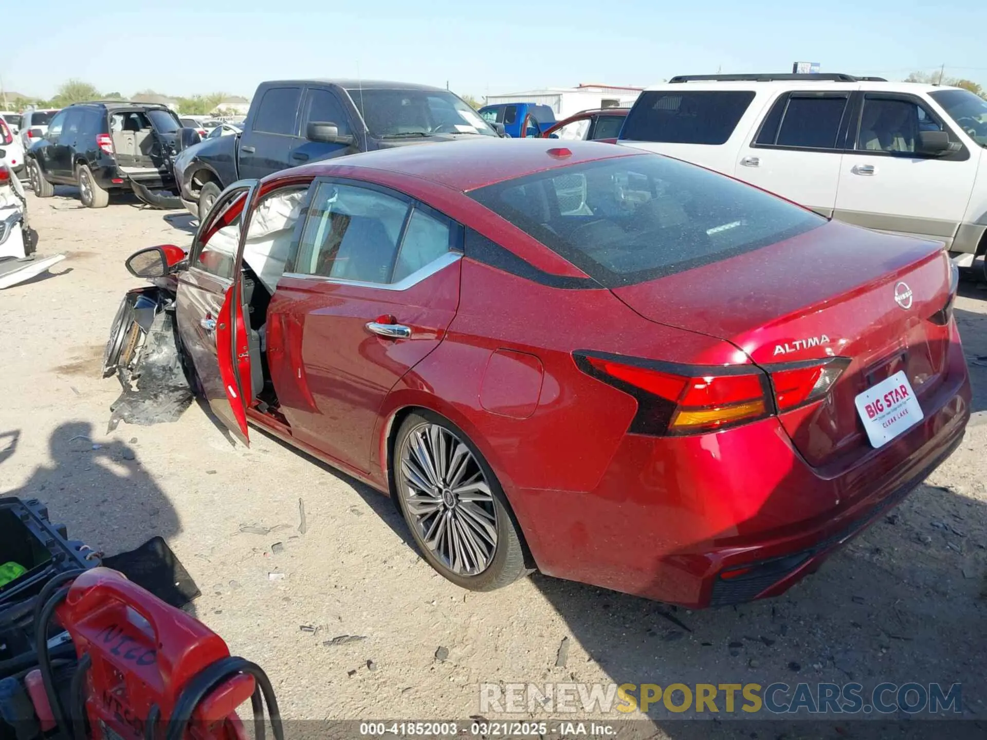 3 fotografías del automóvil dañado 1N4BL4EV7PN328546 NISSAN ALTIMA 2023