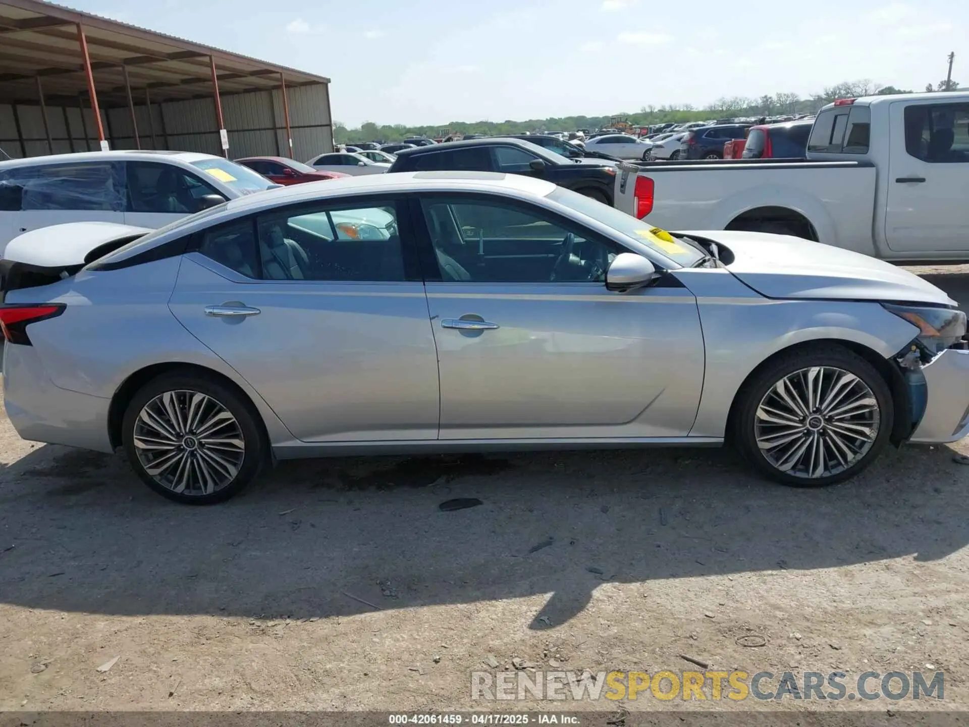 14 fotografías del automóvil dañado 1N4BL4EV7PN370313 NISSAN ALTIMA 2023