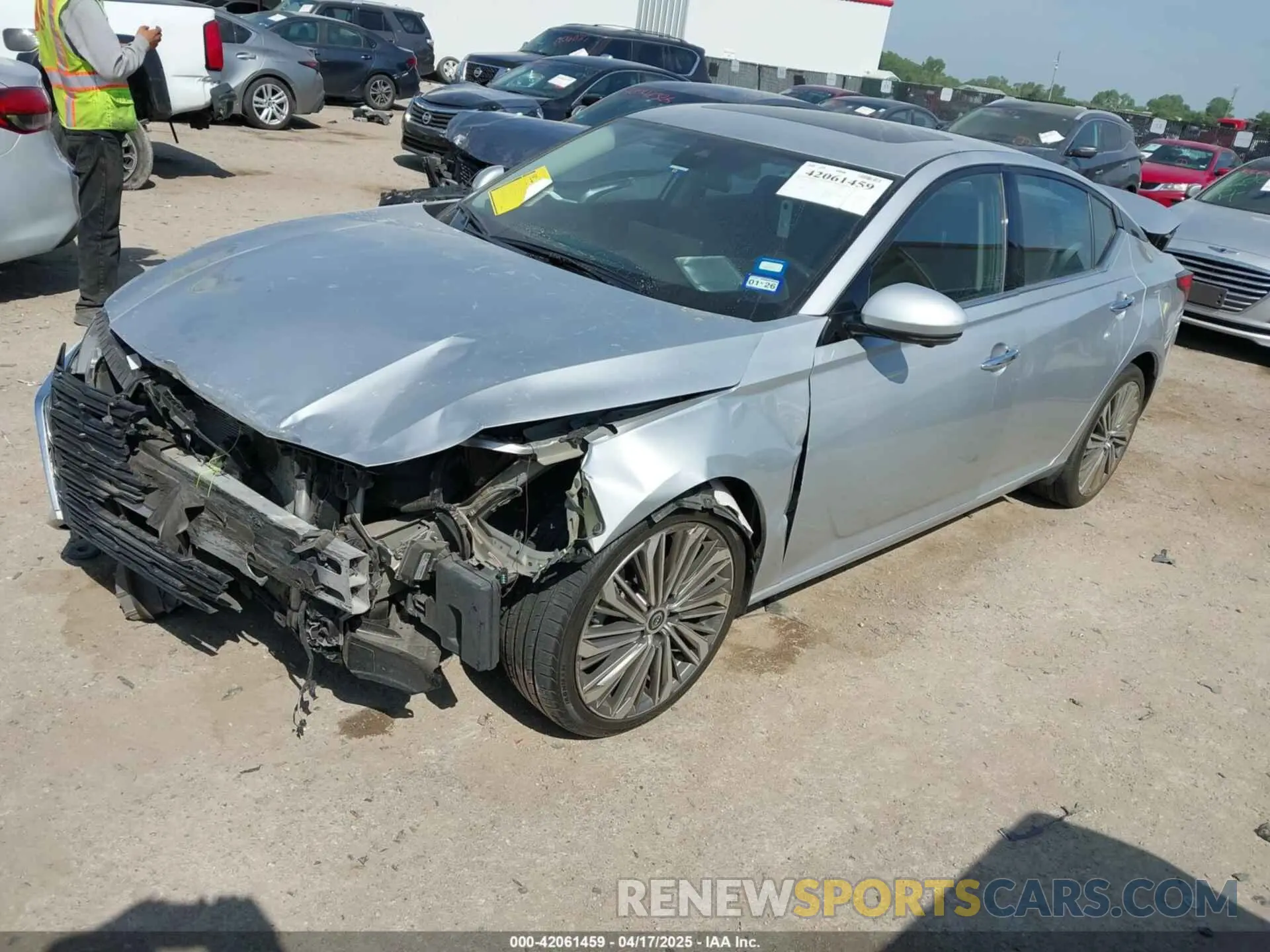 2 fotografías del automóvil dañado 1N4BL4EV7PN370313 NISSAN ALTIMA 2023