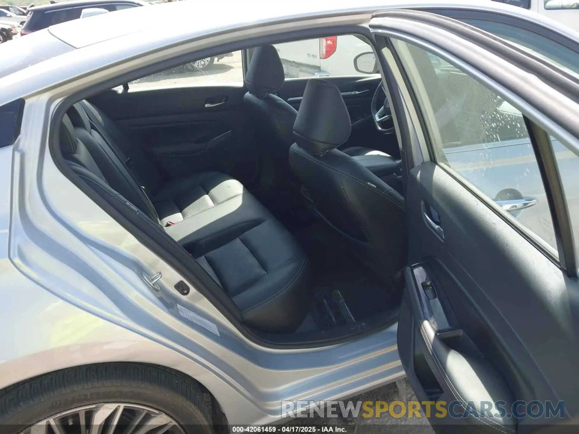 8 fotografías del automóvil dañado 1N4BL4EV7PN370313 NISSAN ALTIMA 2023