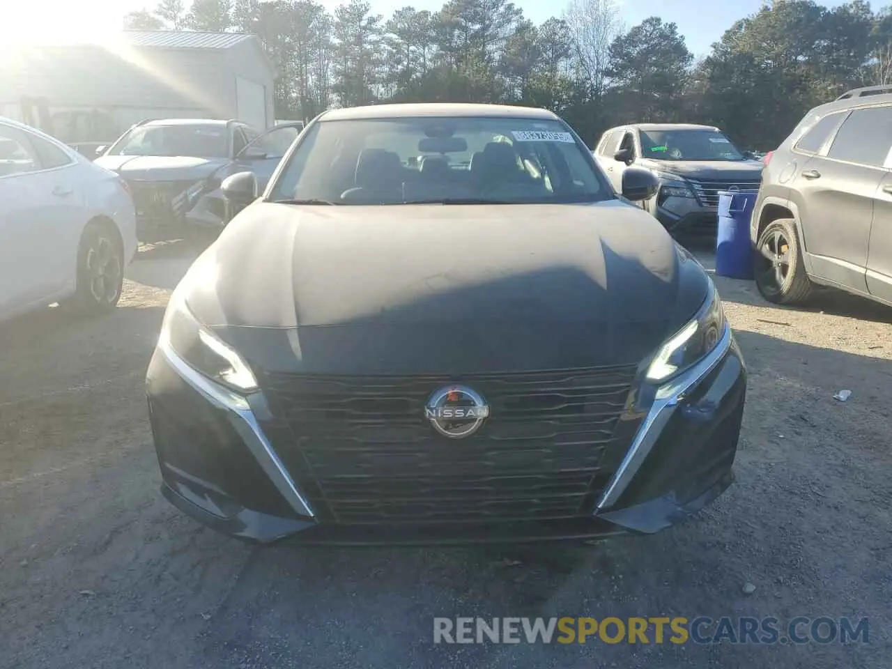 5 fotografías del automóvil dañado 1N4BL4EW0PN357959 NISSAN ALTIMA 2023