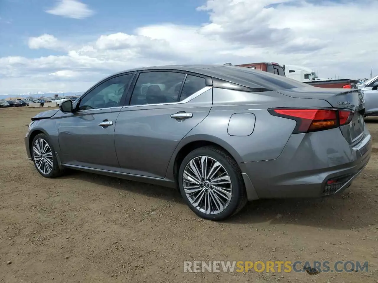 2 fotografías del automóvil dañado 1N4BL4EW2PN403128 NISSAN ALTIMA 2023