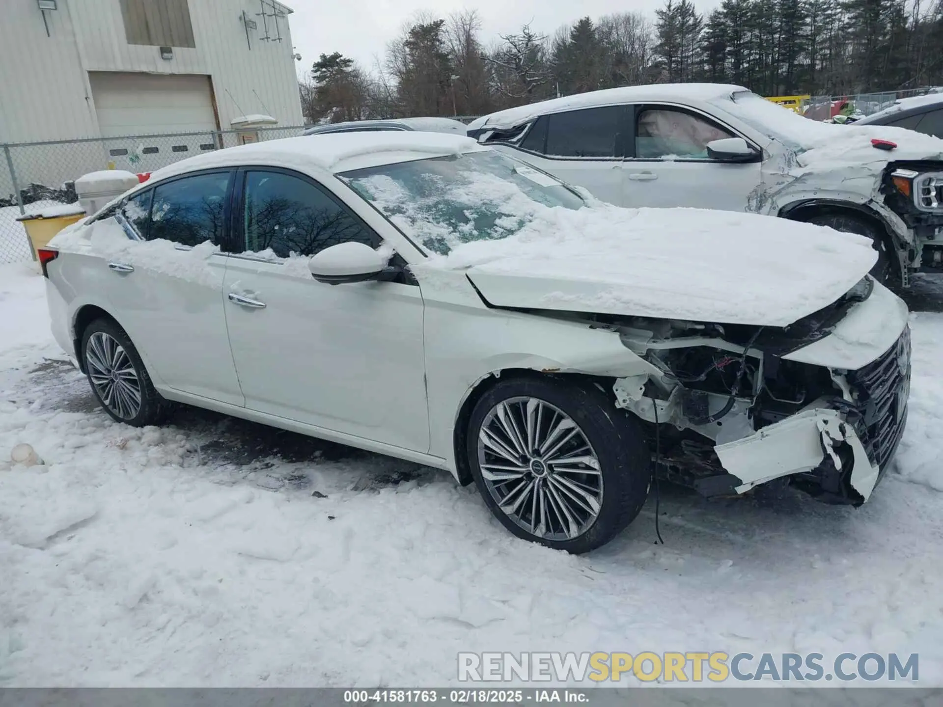 13 fotografías del automóvil dañado 1N4BL4EW5PN396465 NISSAN ALTIMA 2023