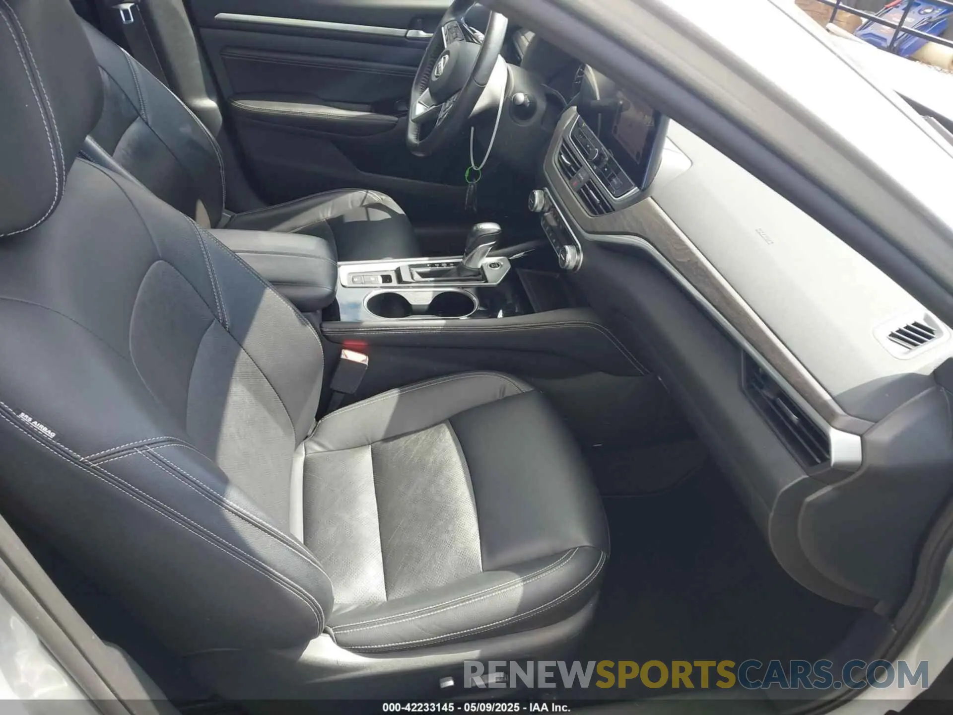 5 fotografías del automóvil dañado 1N4BL4EW9PN331134 NISSAN ALTIMA 2023