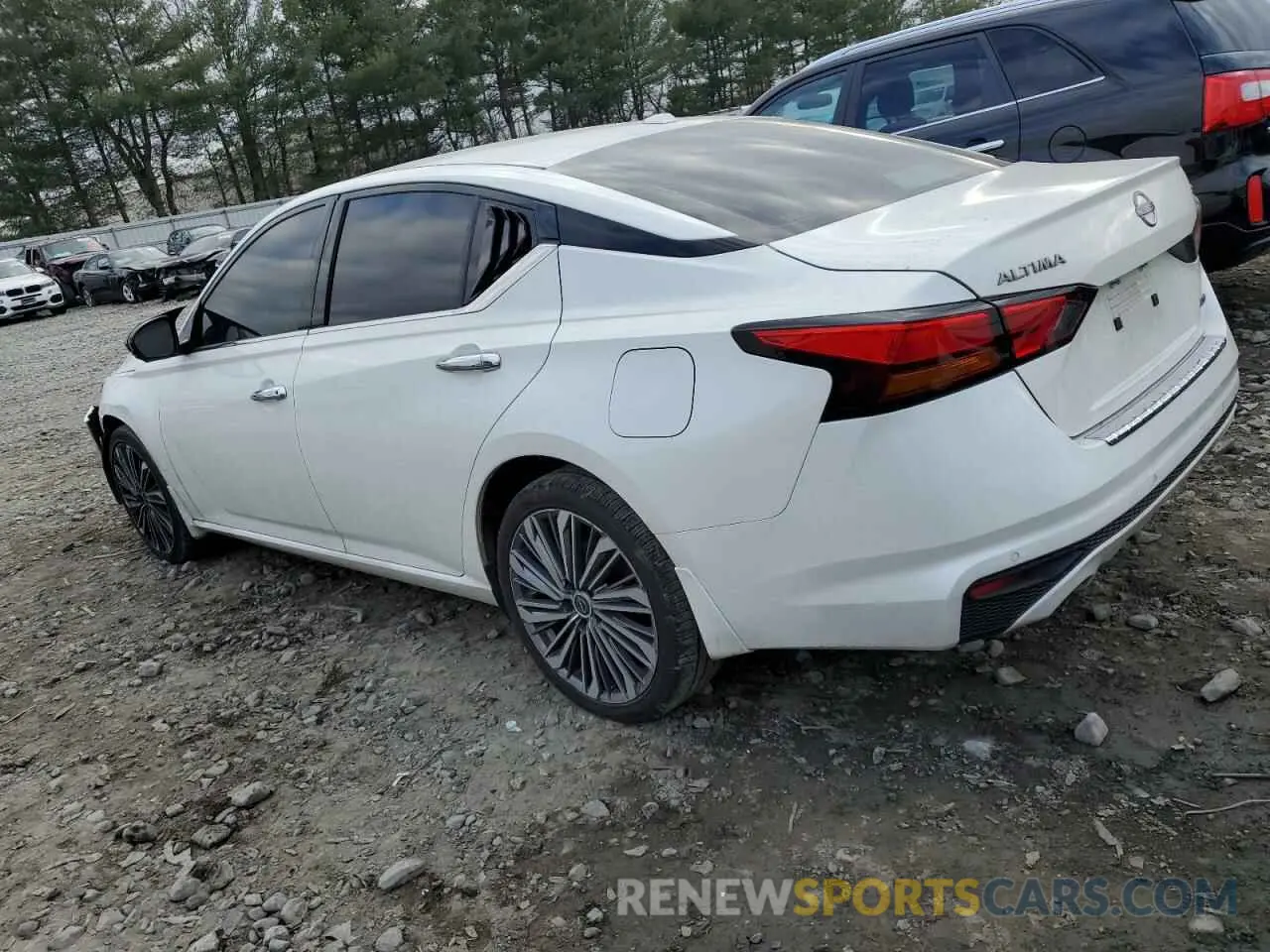 2 fotografías del automóvil dañado 1N4BL4EW9PN396663 NISSAN ALTIMA 2023