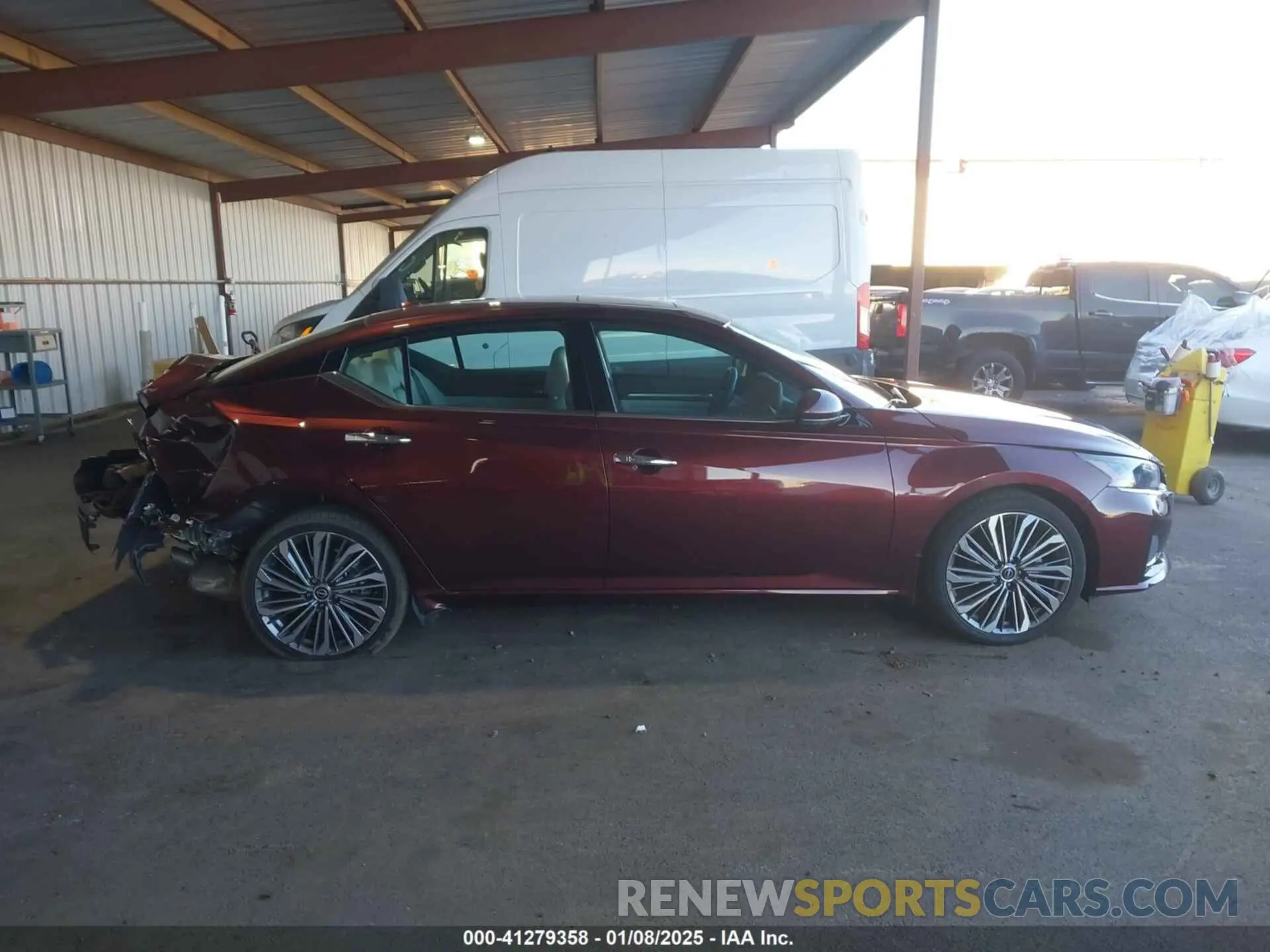 13 fotografías del automóvil dañado 1N4BL4EW9PN397084 NISSAN ALTIMA 2023