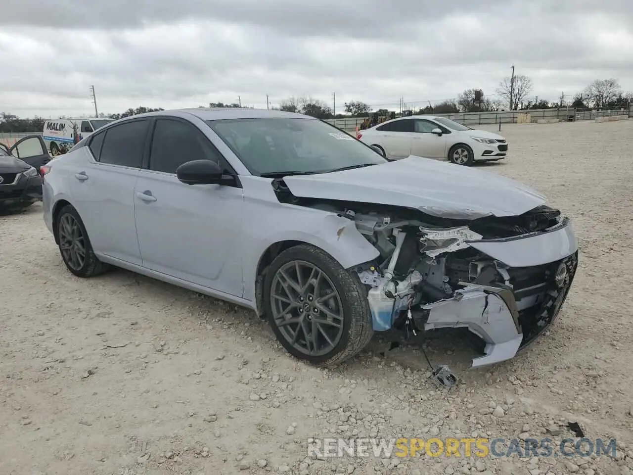 4 fotografías del automóvil dañado 1N4AL4CV0RN305093 NISSAN ALTIMA 2024