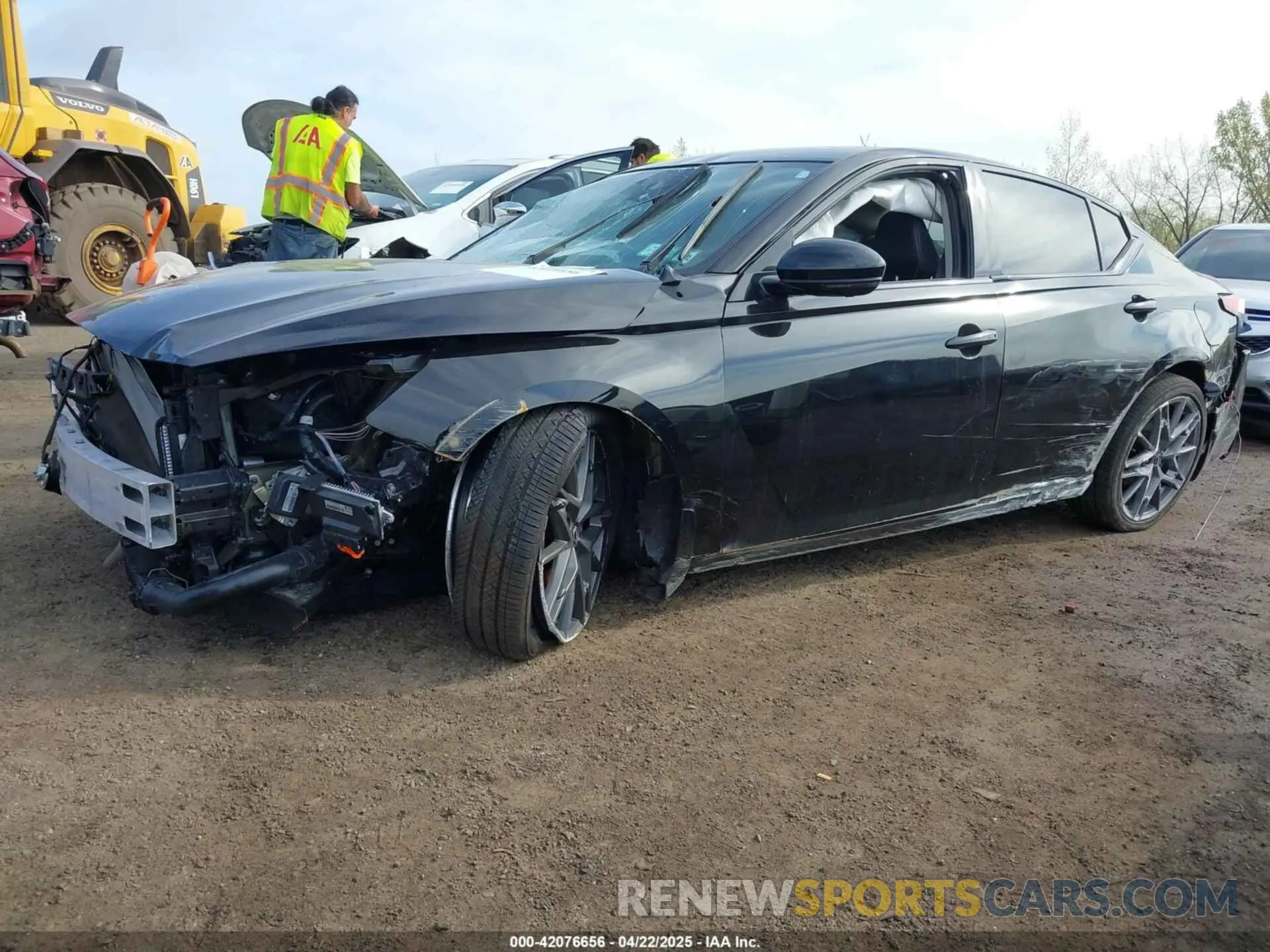 2 fotografías del automóvil dañado 1N4AL4CV9RN314570 NISSAN ALTIMA 2024