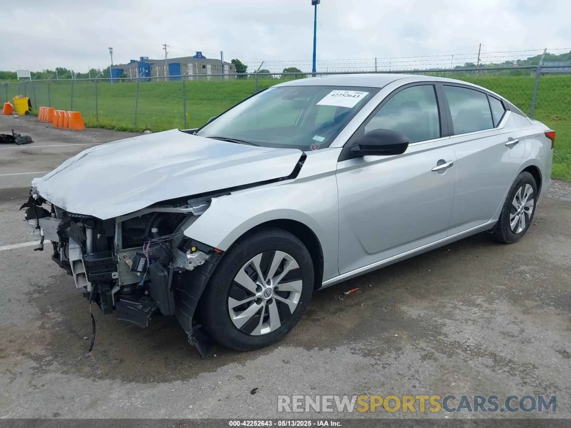 2 fotografías del automóvil dañado 1N4BL4BV2RN373112 NISSAN ALTIMA 2024
