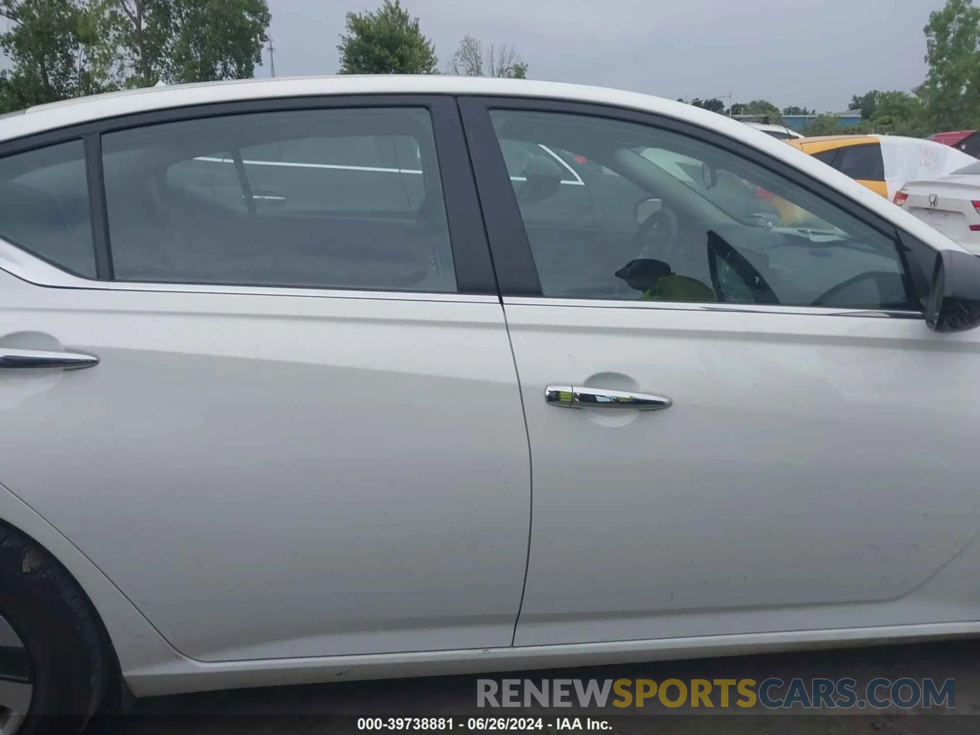 13 fotografías del automóvil dañado 1N4BL4BV6RN370195 NISSAN ALTIMA 2024