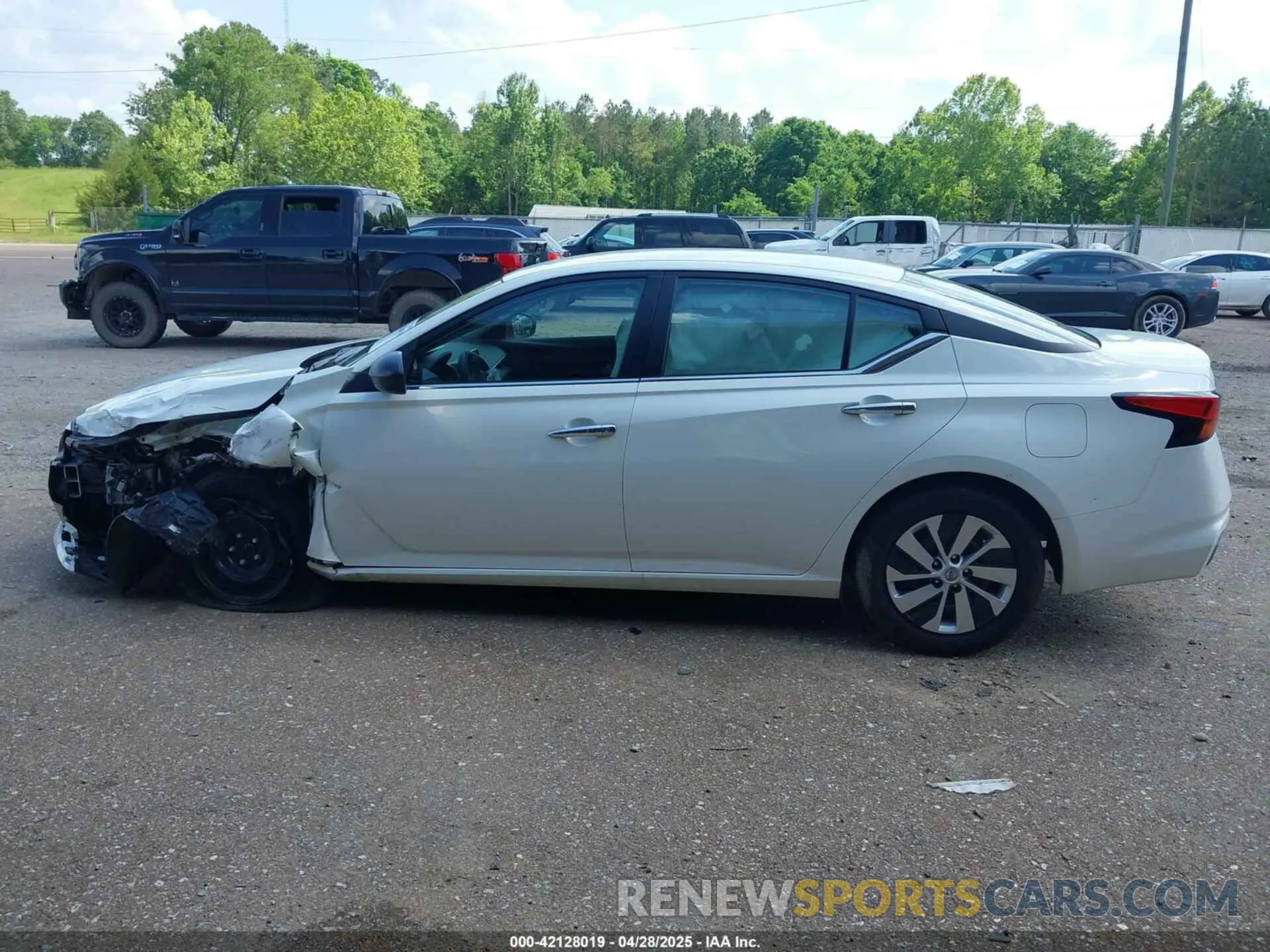 15 fotografías del automóvil dañado 1N4BL4BV7RN318901 NISSAN ALTIMA 2024