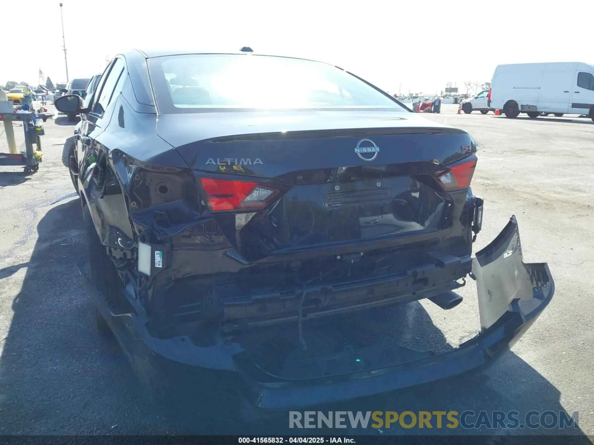 17 fotografías del automóvil dañado 1N4BL4CV0RN350796 NISSAN ALTIMA 2024
