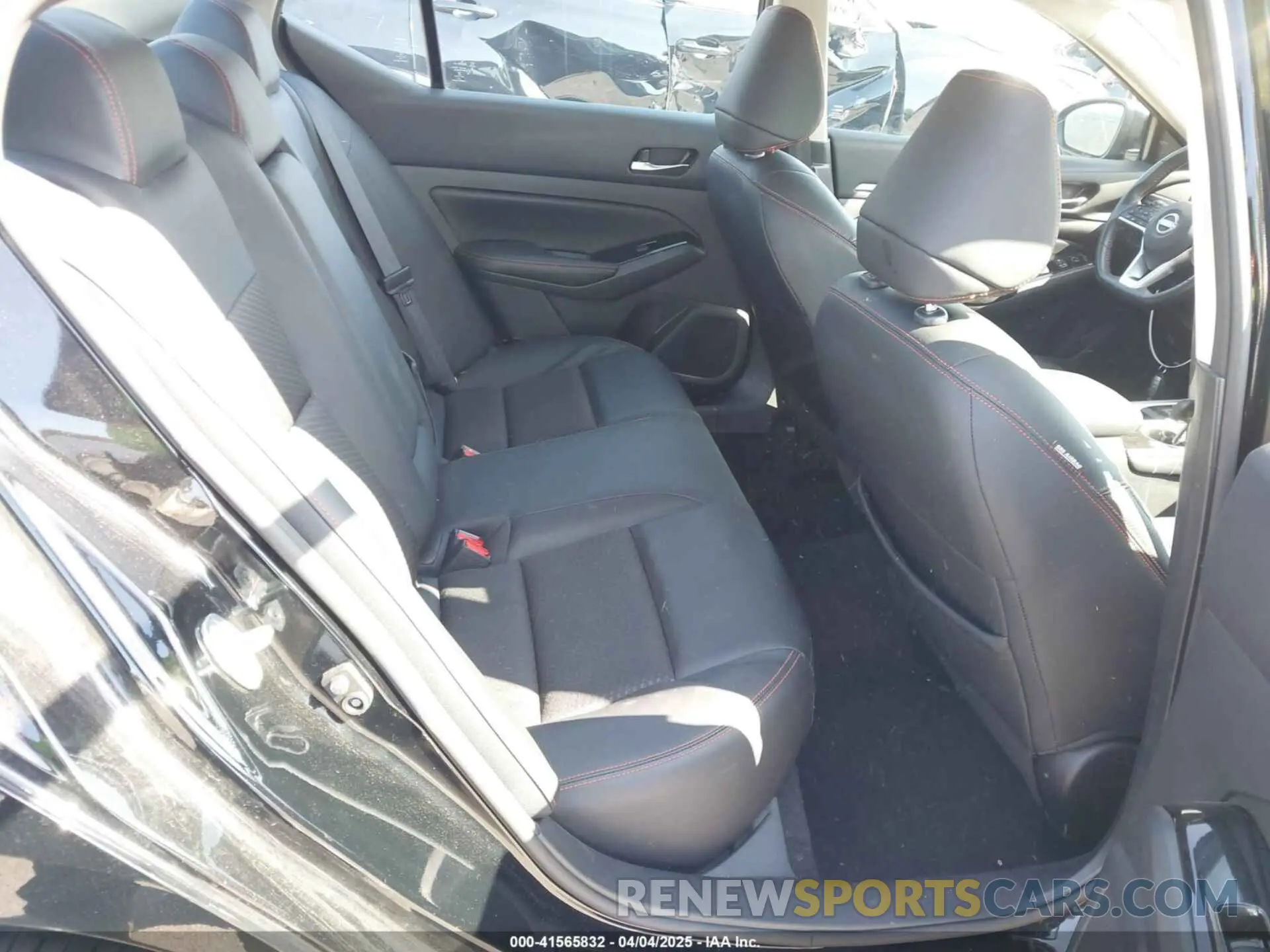 8 fotografías del automóvil dañado 1N4BL4CV0RN350796 NISSAN ALTIMA 2024