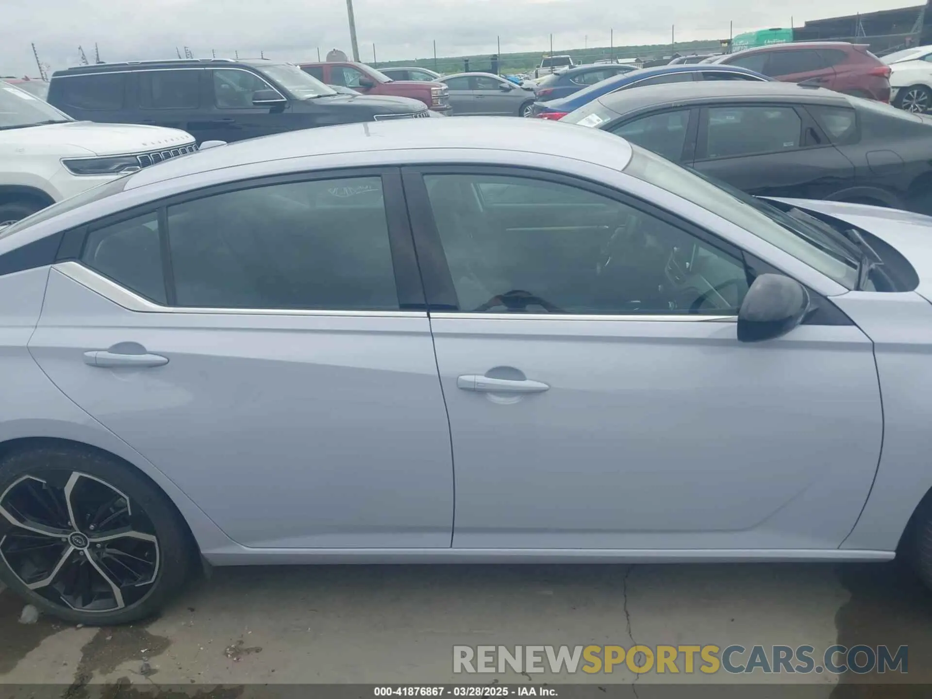 13 fotografías del automóvil dañado 1N4BL4CV0RN364178 NISSAN ALTIMA 2024