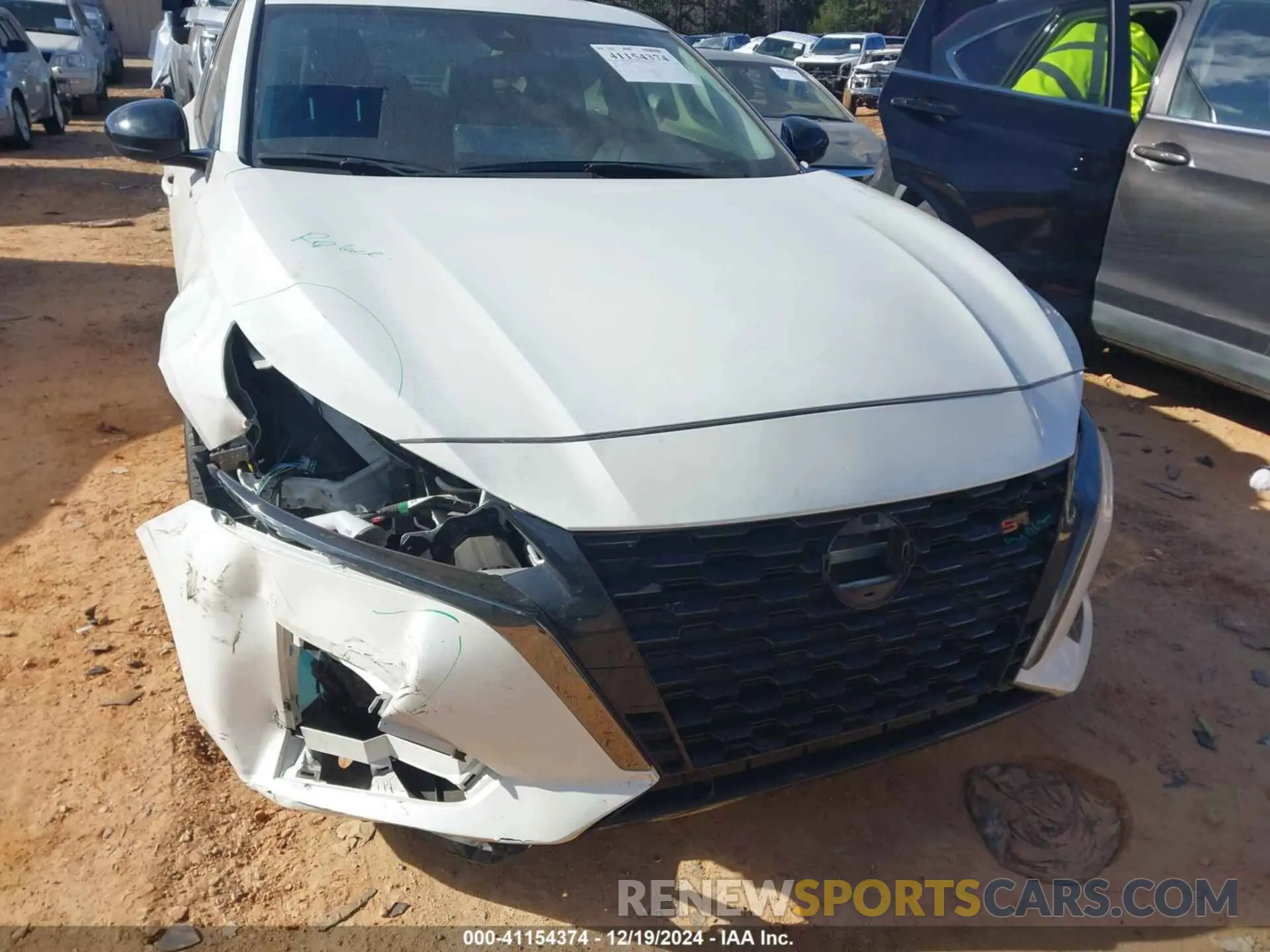 13 fotografías del automóvil dañado 1N4BL4CV1RN329309 NISSAN ALTIMA 2024