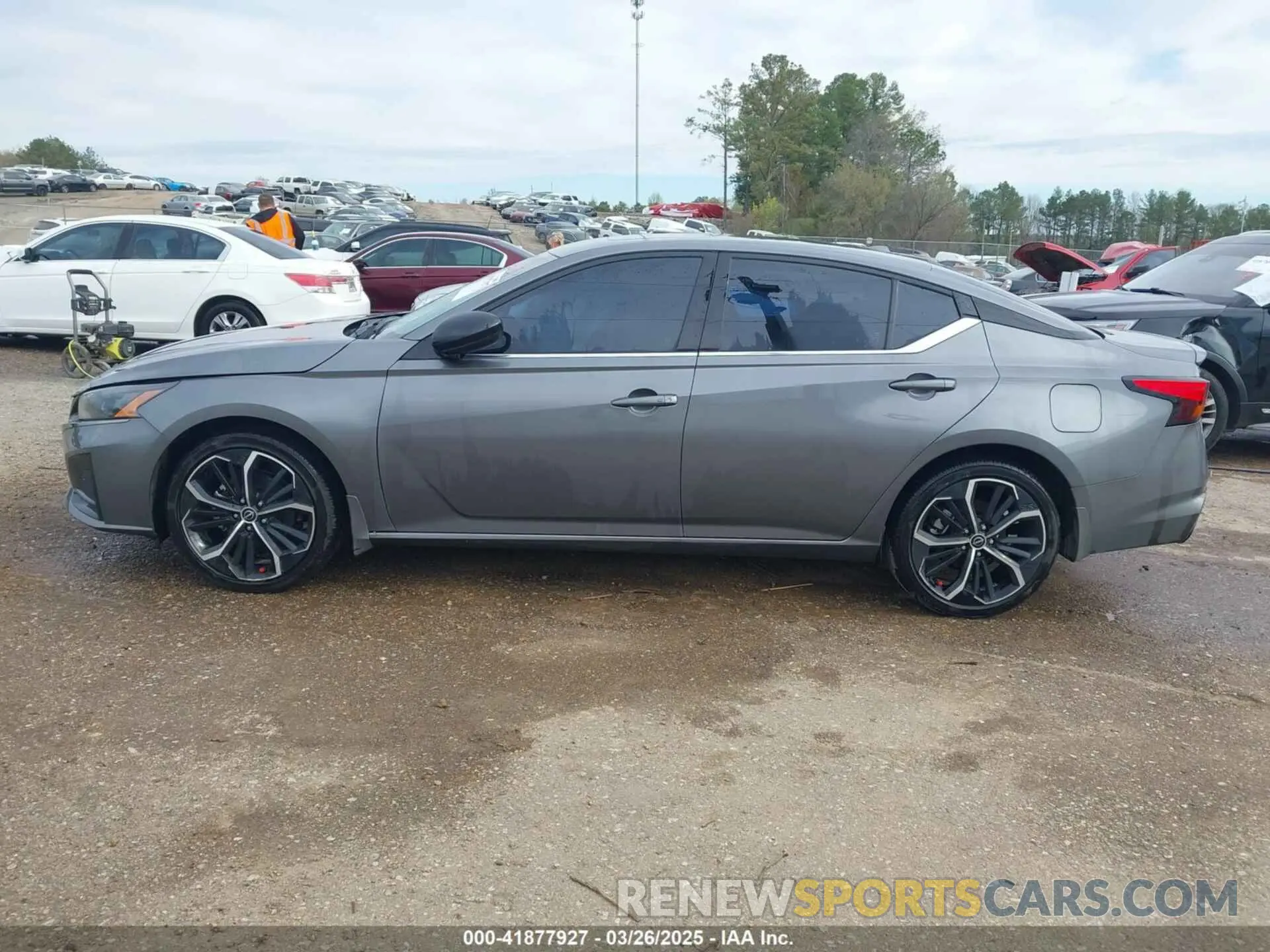14 fotografías del automóvil dañado 1N4BL4CV1RN331948 NISSAN ALTIMA 2024