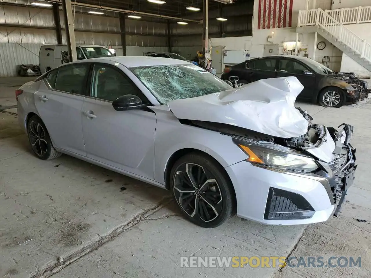4 fotografías del automóvil dañado 1N4BL4CV1RN366005 NISSAN ALTIMA 2024