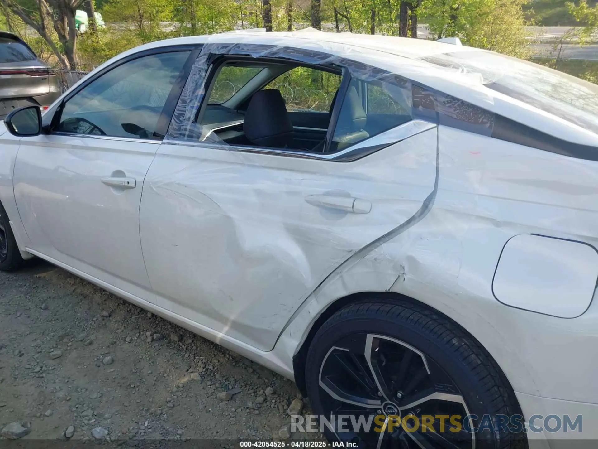 6 fotografías del automóvil dañado 1N4BL4CV1RN389123 NISSAN ALTIMA 2024