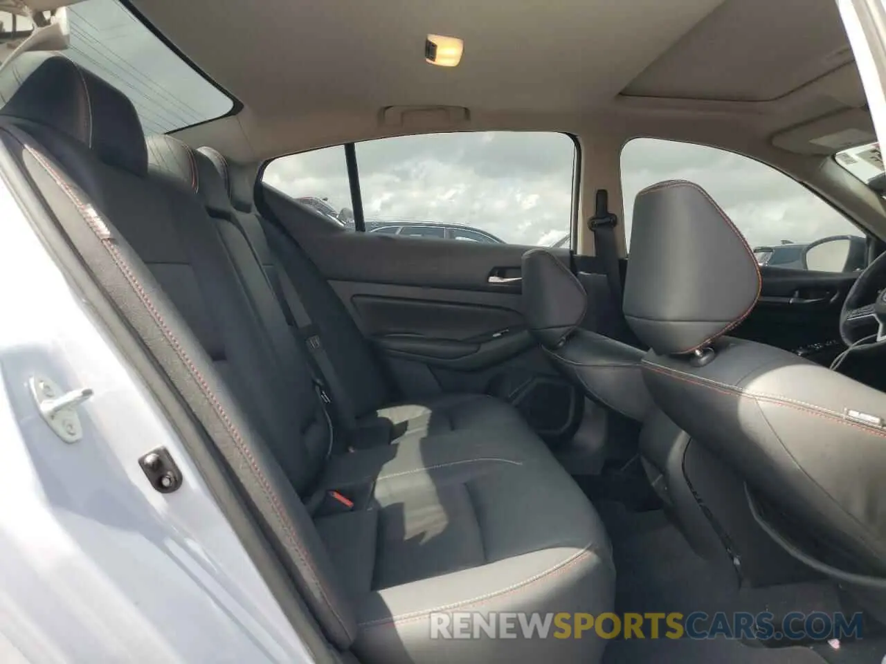 10 fotografías del automóvil dañado 1N4BL4CV2RN395609 NISSAN ALTIMA 2024