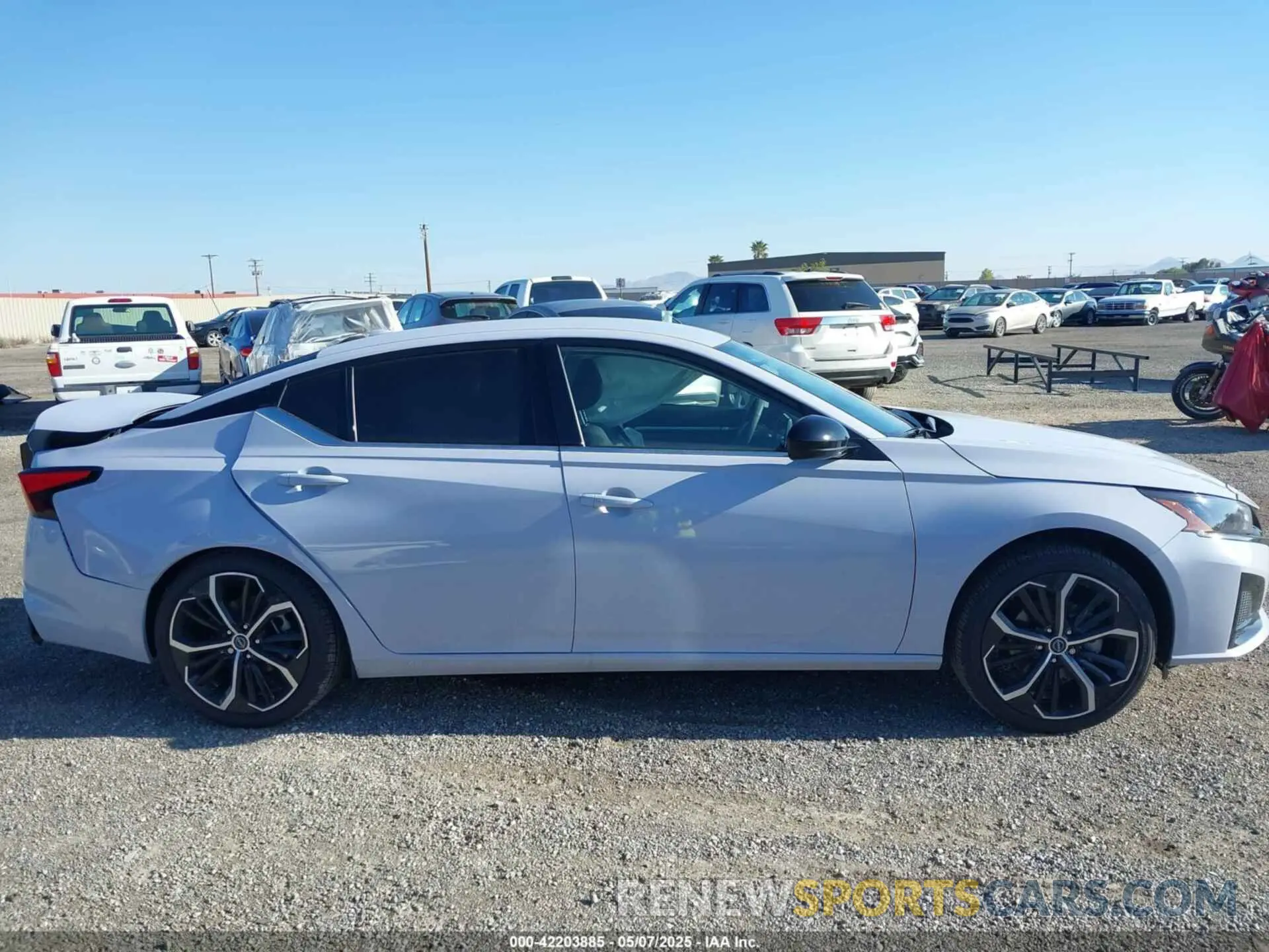 13 fotografías del automóvil dañado 1N4BL4CV2RN432867 NISSAN ALTIMA 2024