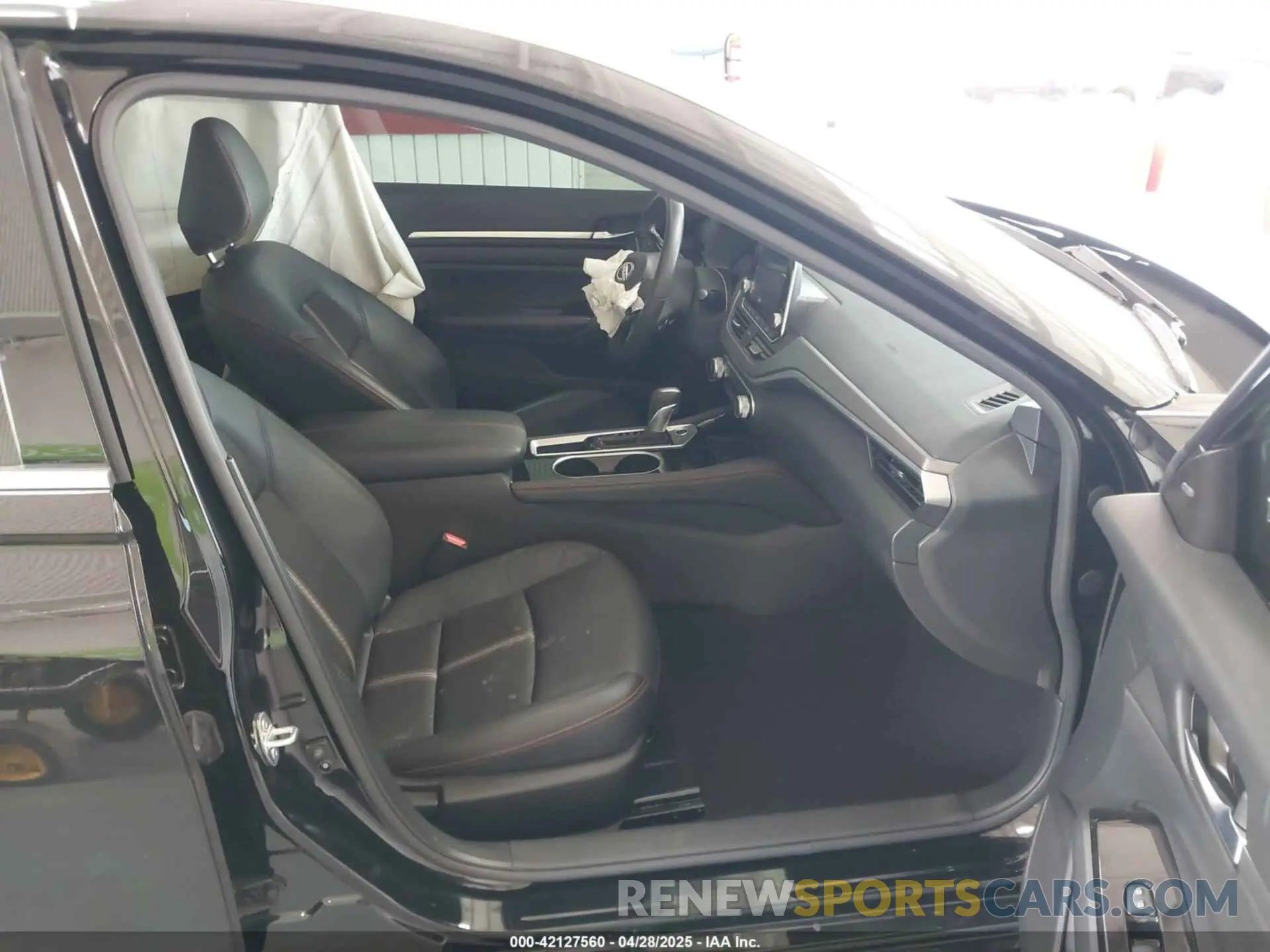 5 fotografías del automóvil dañado 1N4BL4CV3RN311894 NISSAN ALTIMA 2024