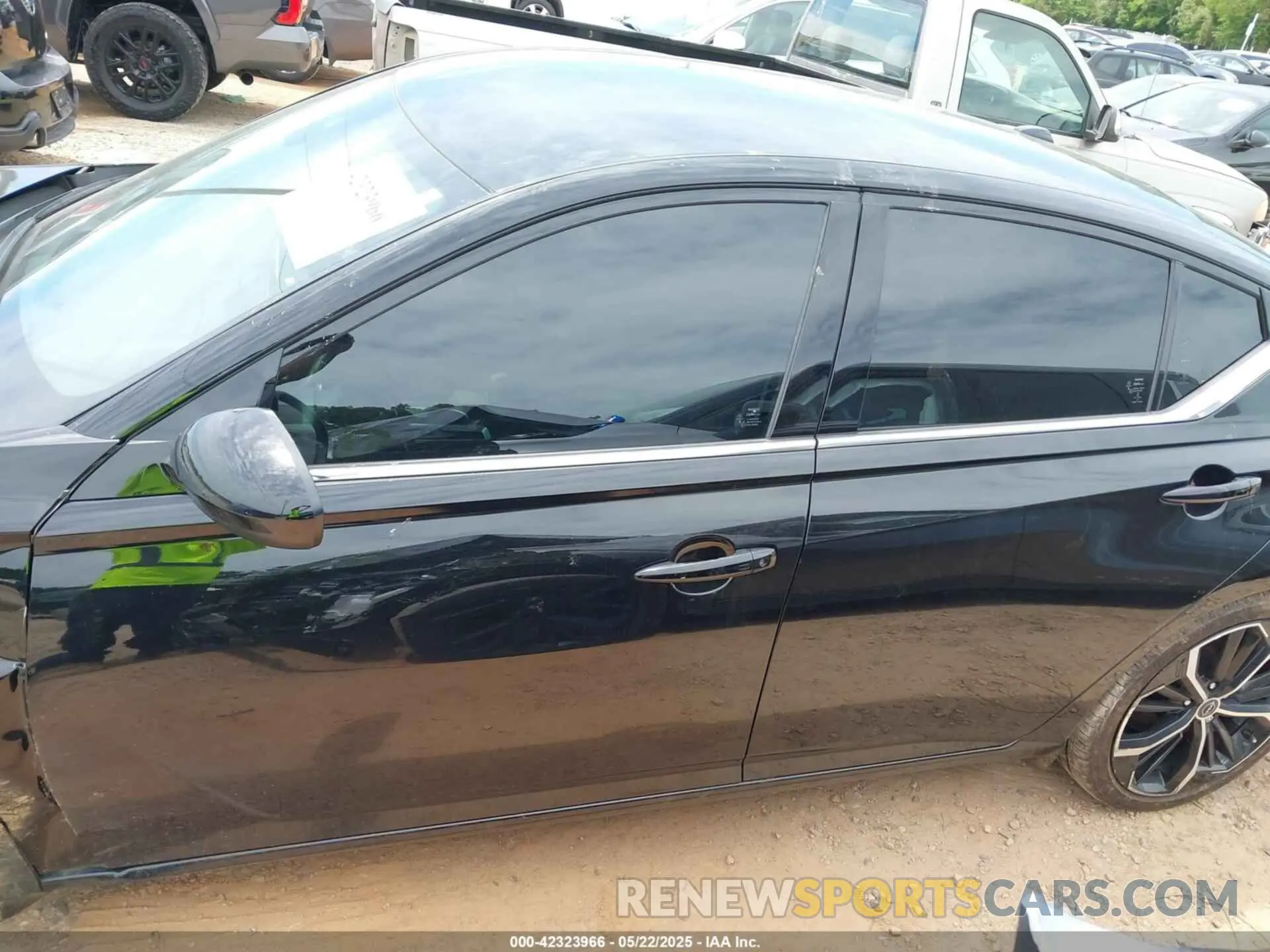 14 fotografías del automóvil dañado 1N4BL4CV4RN323262 NISSAN ALTIMA 2024