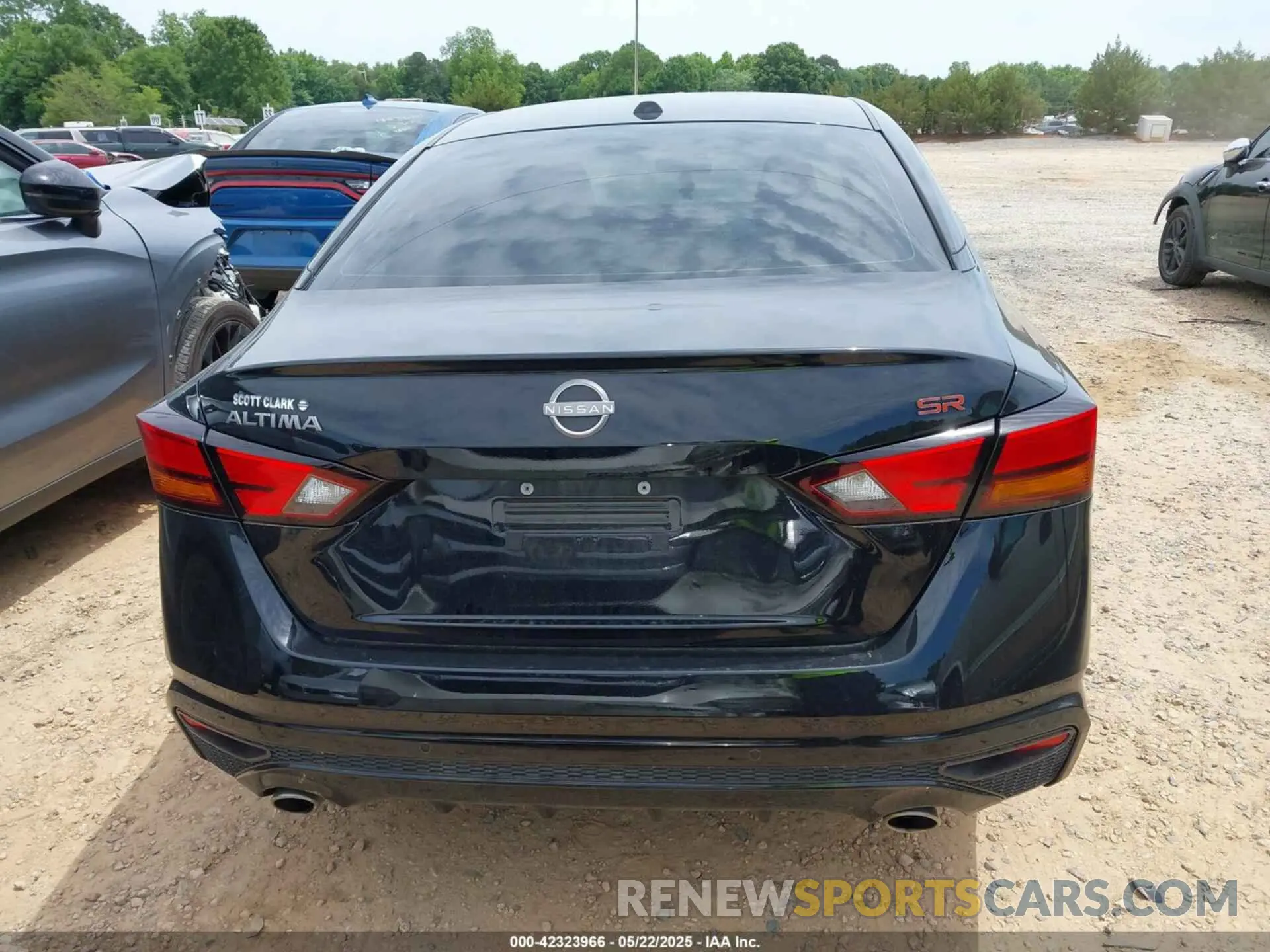 16 fotografías del automóvil dañado 1N4BL4CV4RN323262 NISSAN ALTIMA 2024