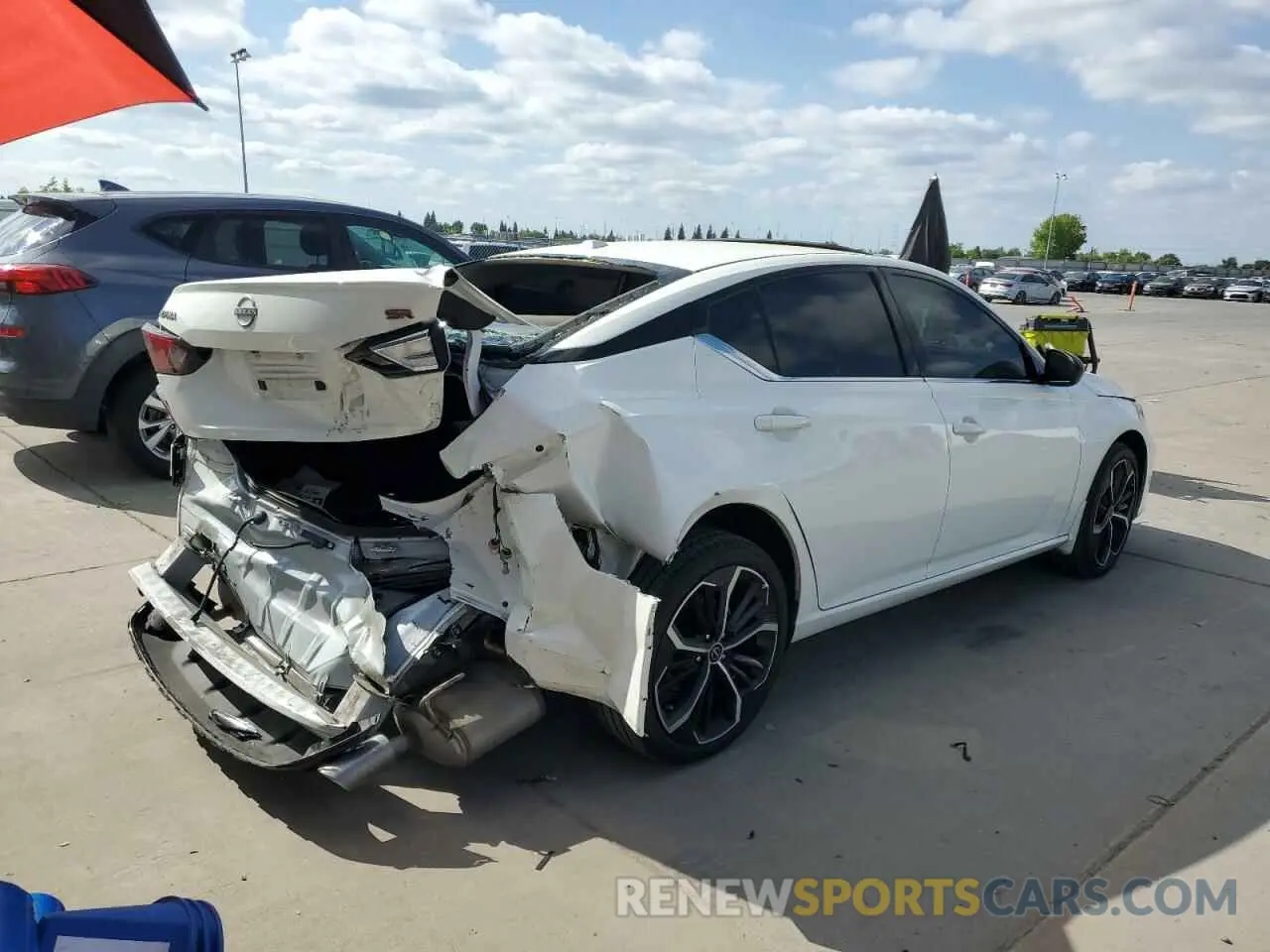 3 fotografías del automóvil dañado 1N4BL4CV5RN328003 NISSAN ALTIMA 2024