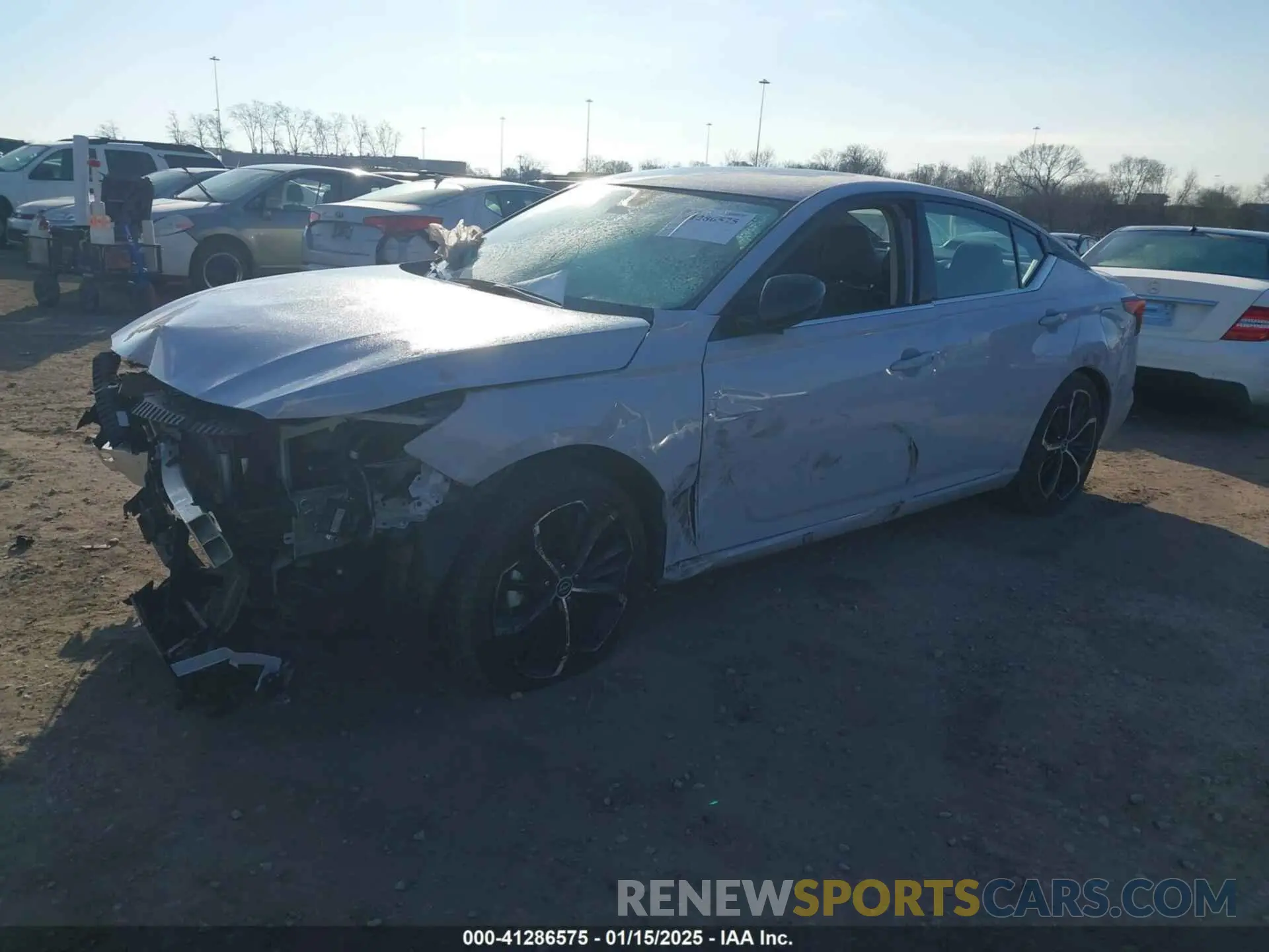 2 fotografías del automóvil dañado 1N4BL4CV5RN379209 NISSAN ALTIMA 2024