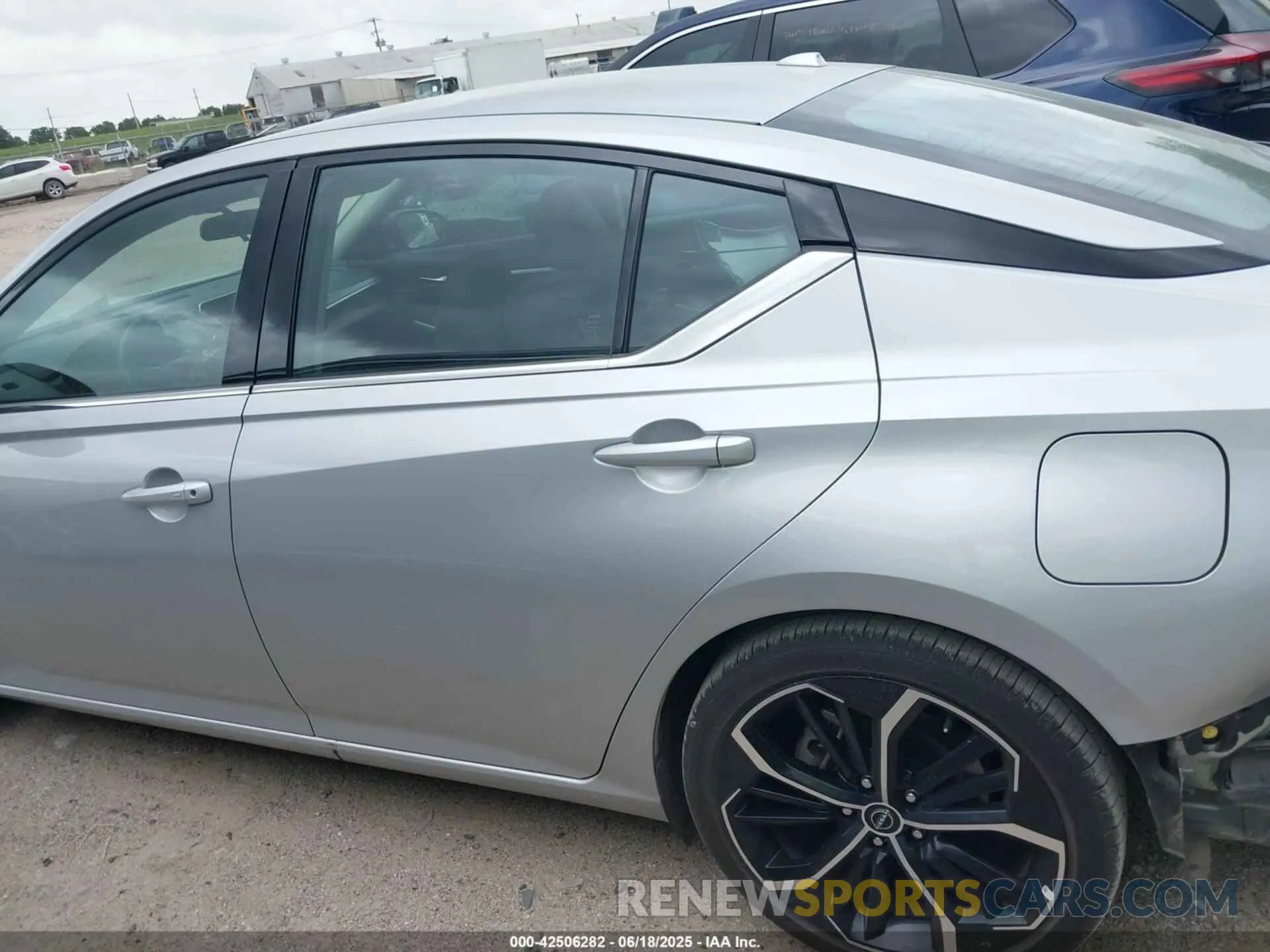 14 fotografías del automóvil dañado 1N4BL4CV5RN430126 NISSAN ALTIMA 2024
